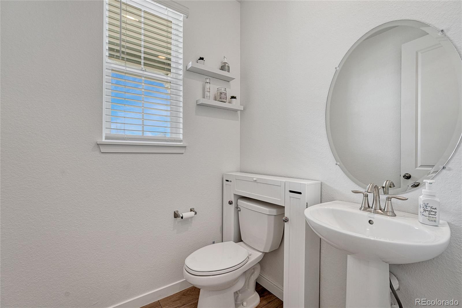 MLS Image #5 for 1066 s eaton park court,aurora, Colorado