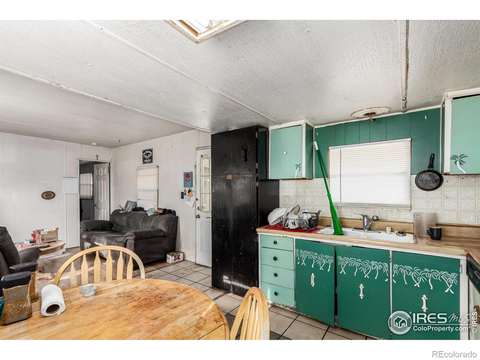 MLS Image #5 for 2704 n shields street,fort collins, Colorado