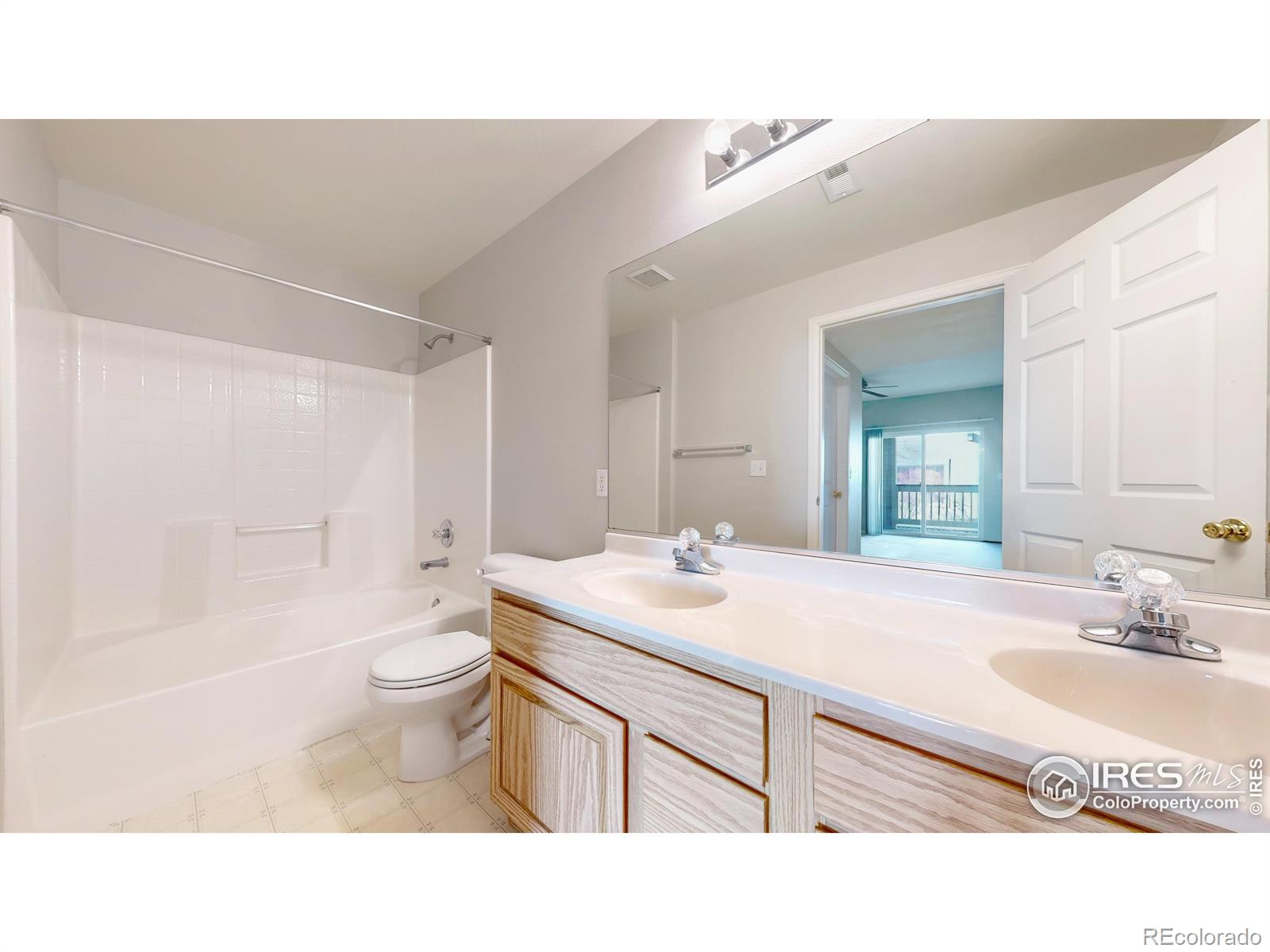 MLS Image #8 for 1120  opal street 104,broomfield, Colorado