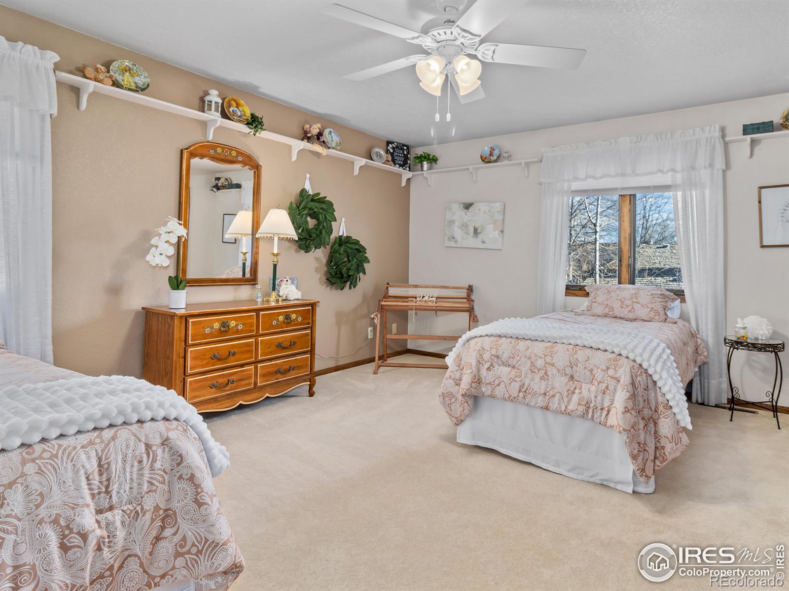 MLS Image #18 for 1232  twin peaks circle,longmont, Colorado