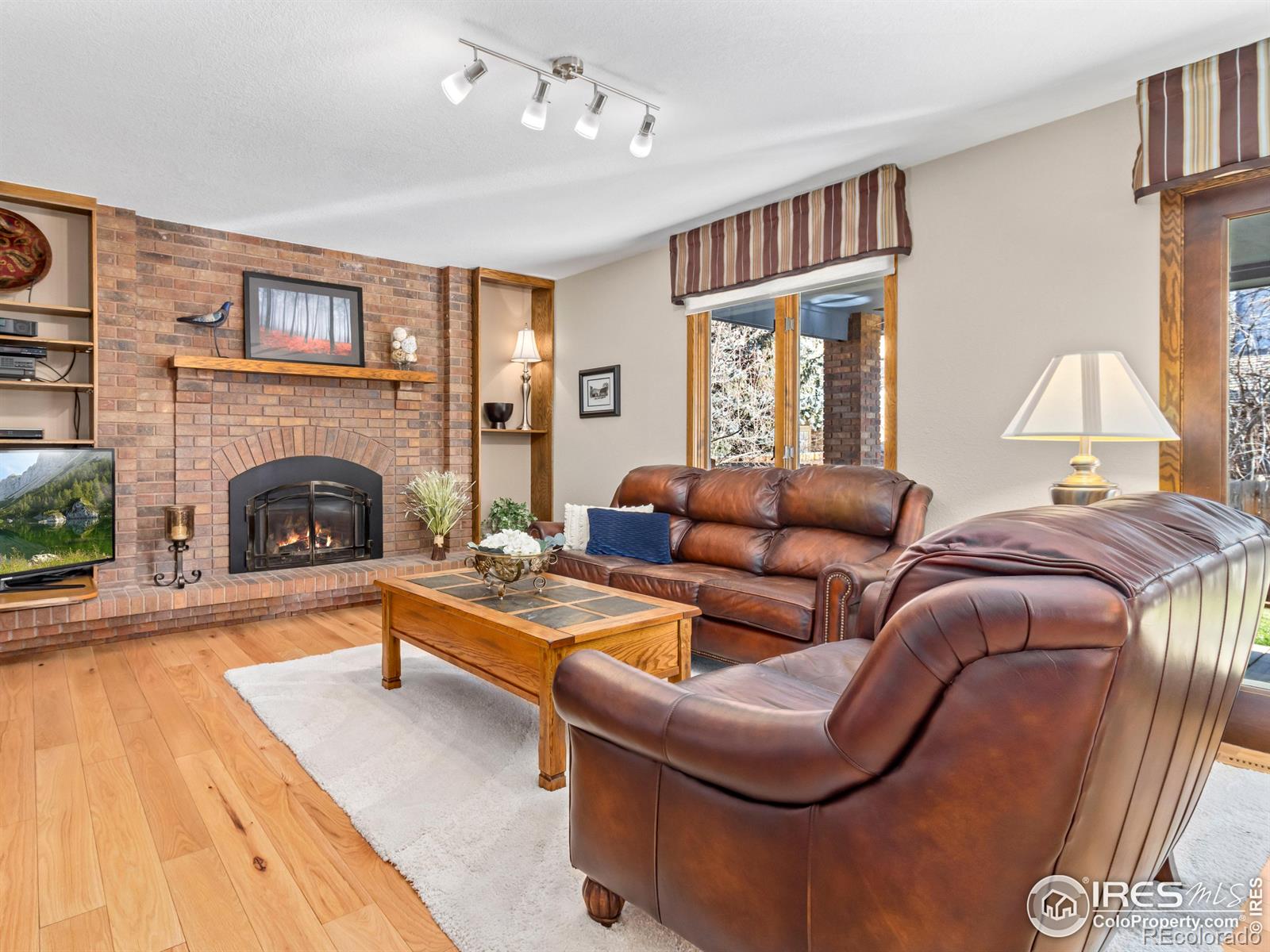 MLS Image #9 for 1232  twin peaks circle,longmont, Colorado