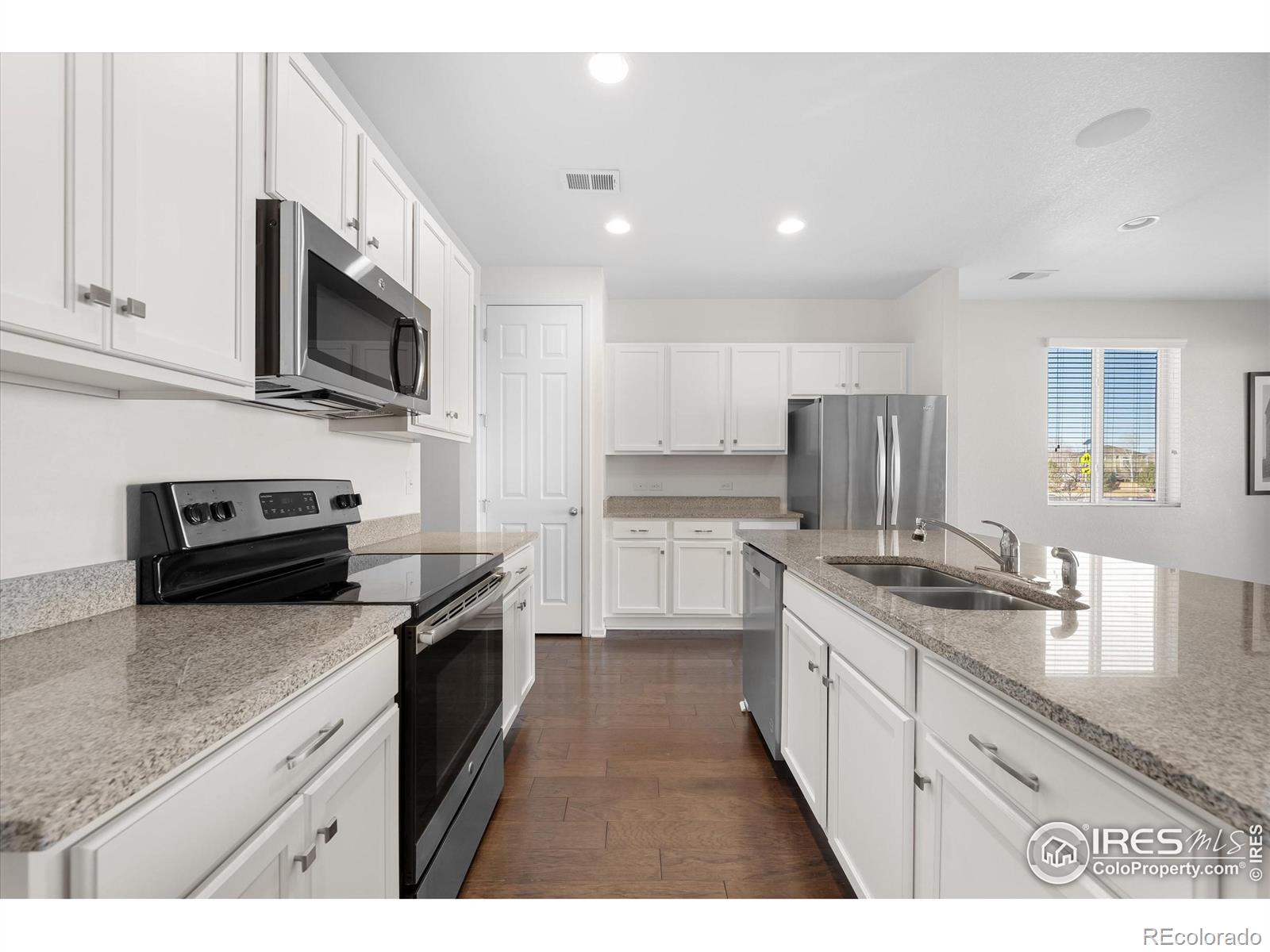 MLS Image #10 for 1604  sorenson drive,windsor, Colorado