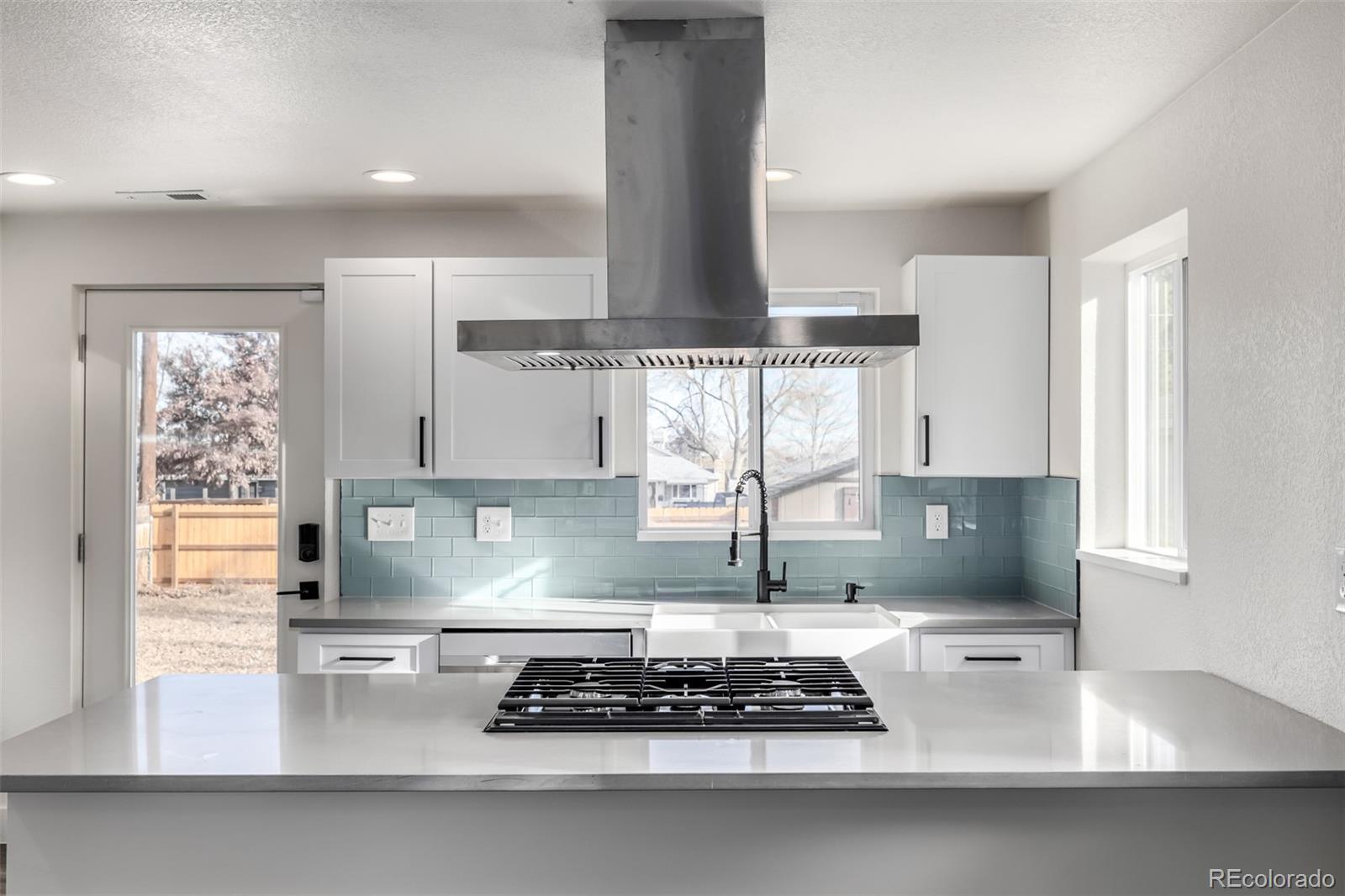 MLS Image #3 for 5020  vallejo street,denver, Colorado