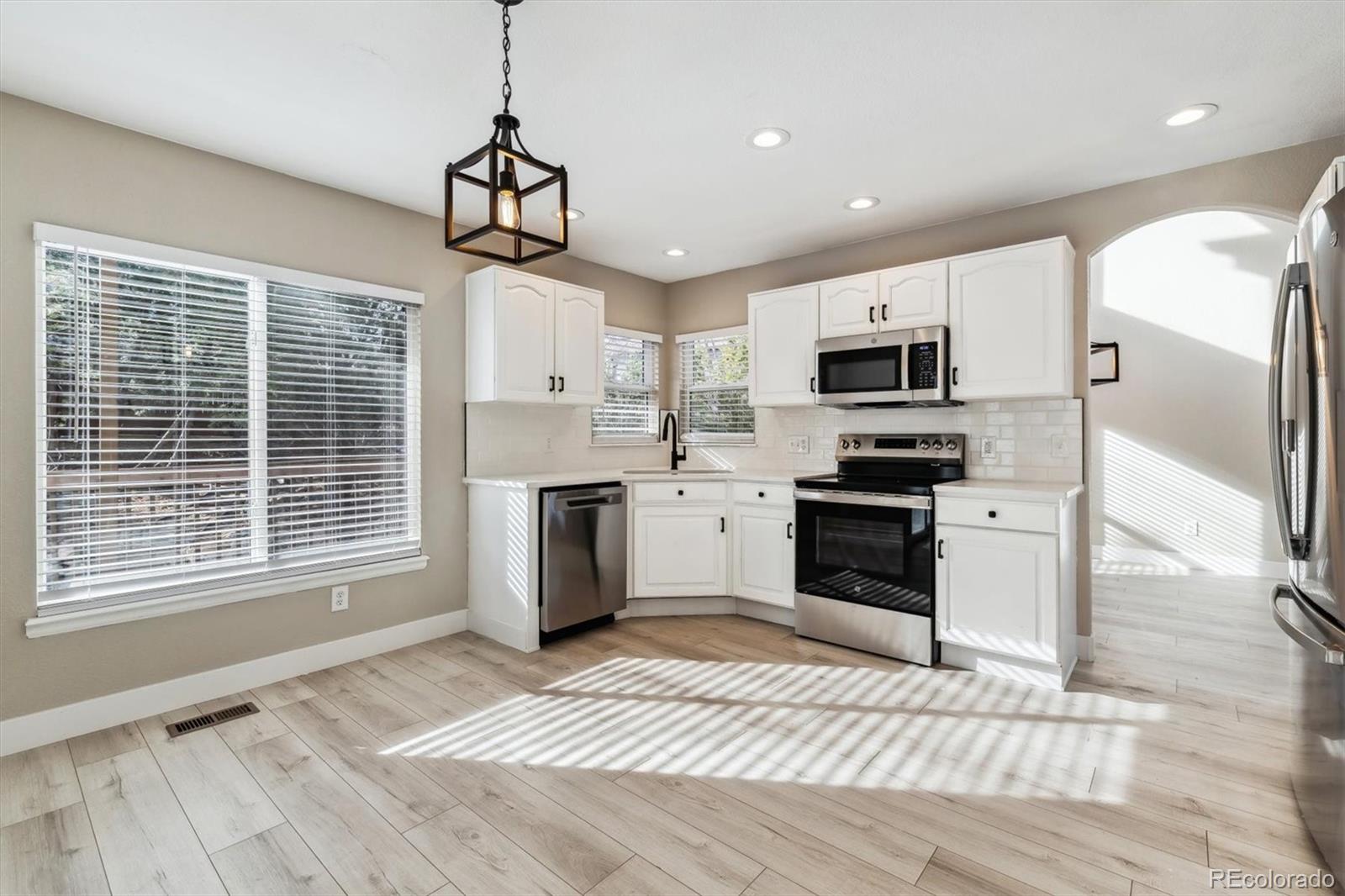 MLS Image #9 for 10586 w maplewood drive,littleton, Colorado