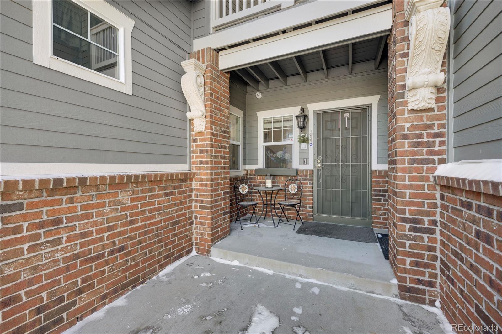 MLS Image #2 for 21436 e mansfield drive,aurora, Colorado