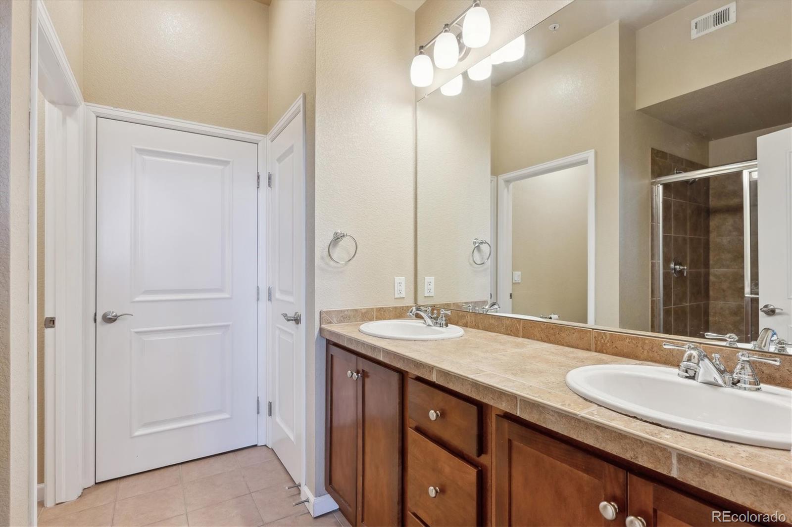 MLS Image #11 for 7865  vallagio lane,englewood, Colorado