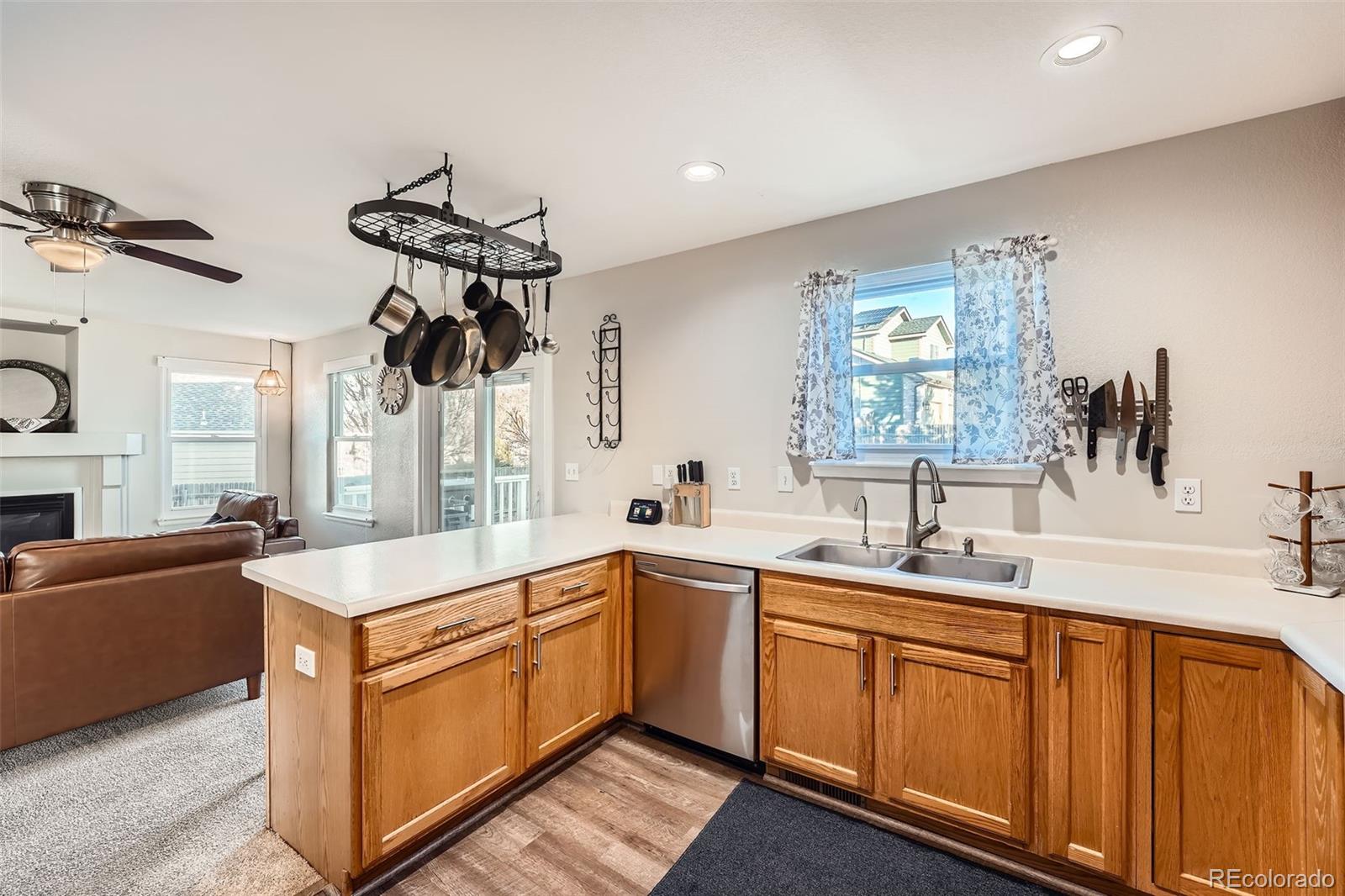 MLS Image #8 for 19664 e caspian circle,aurora, Colorado