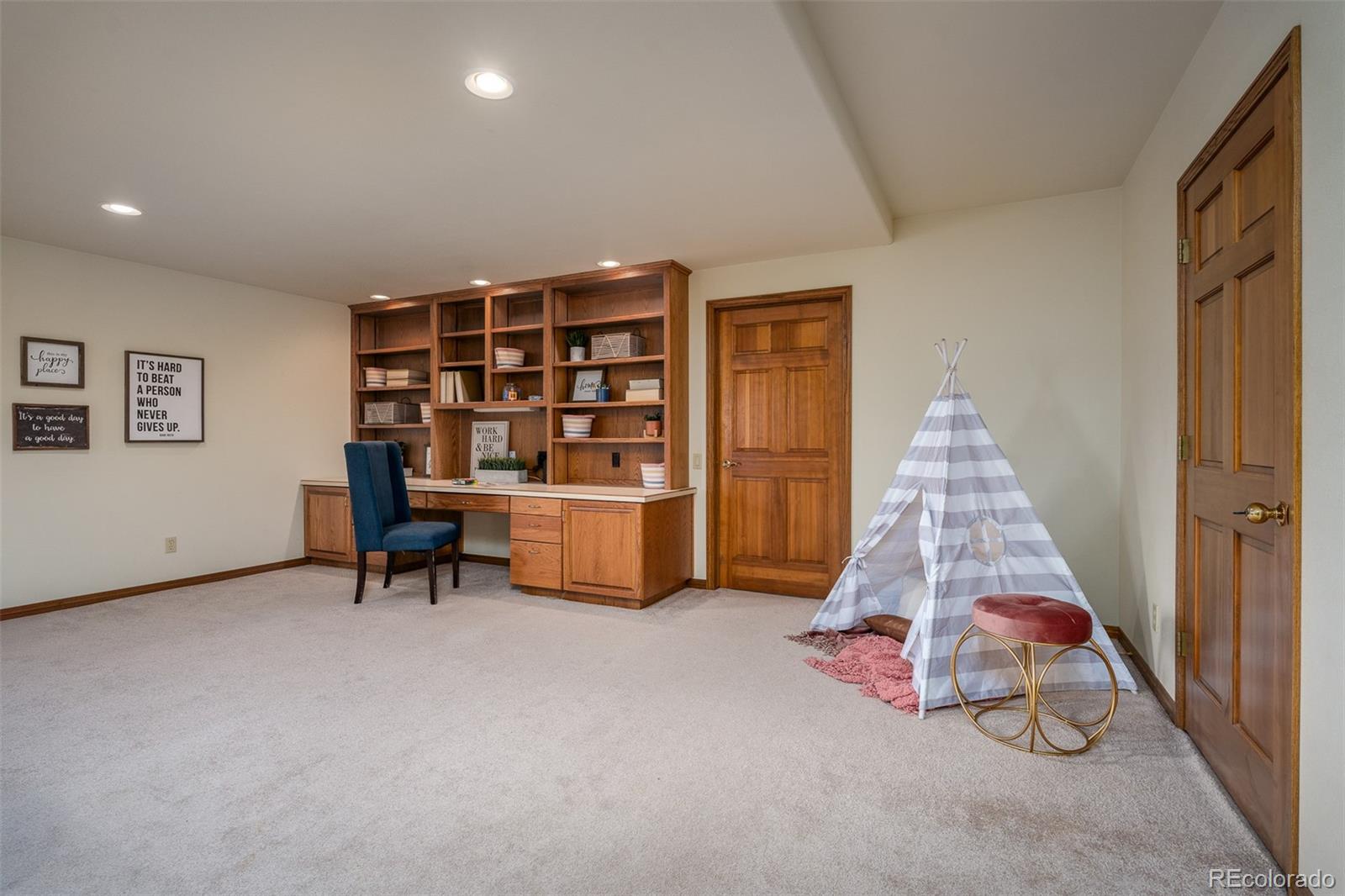 MLS Image #32 for 5570  teakwood terrace,colorado springs, Colorado