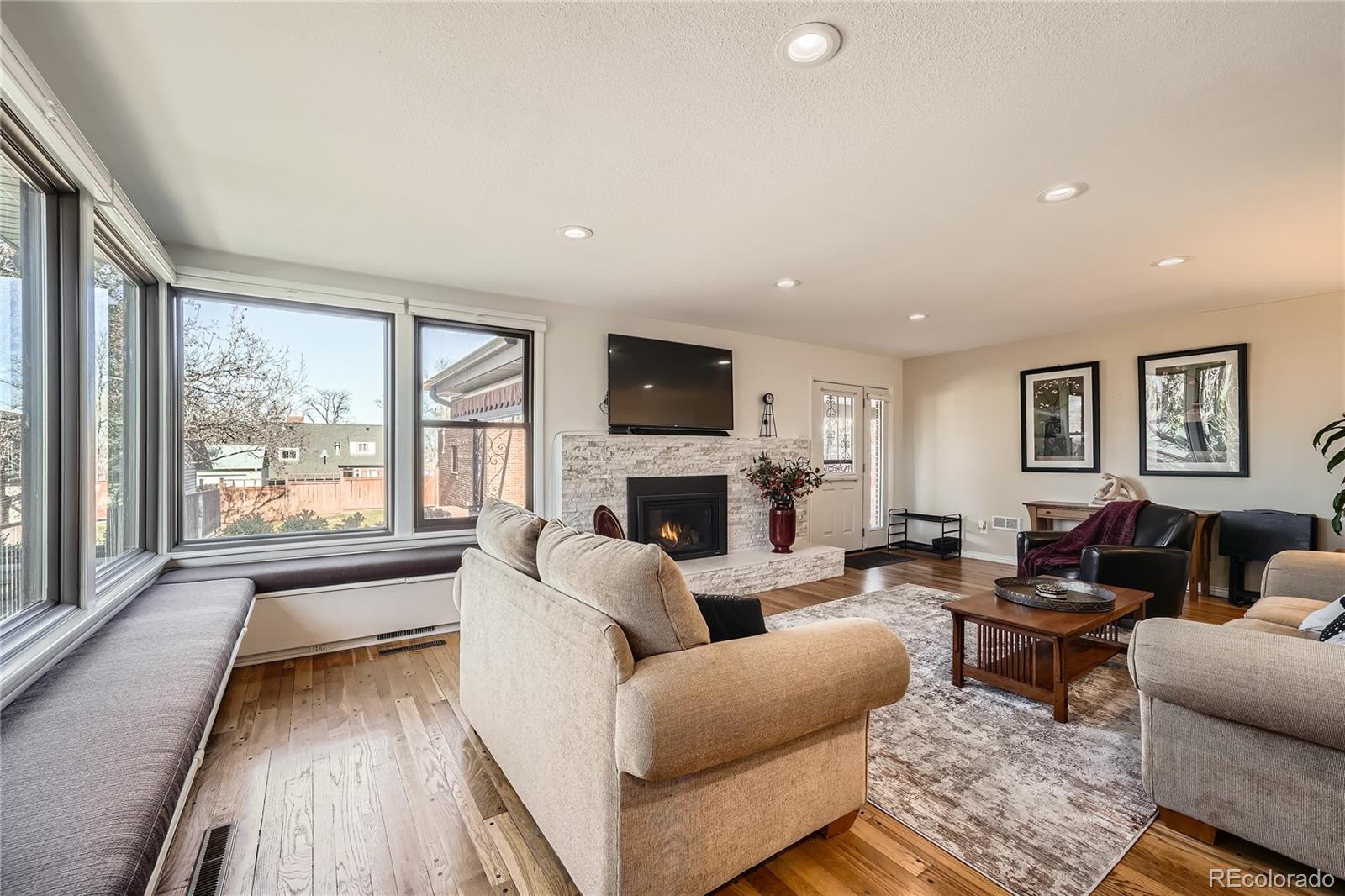 MLS Image #11 for 3225 w scott place,denver, Colorado