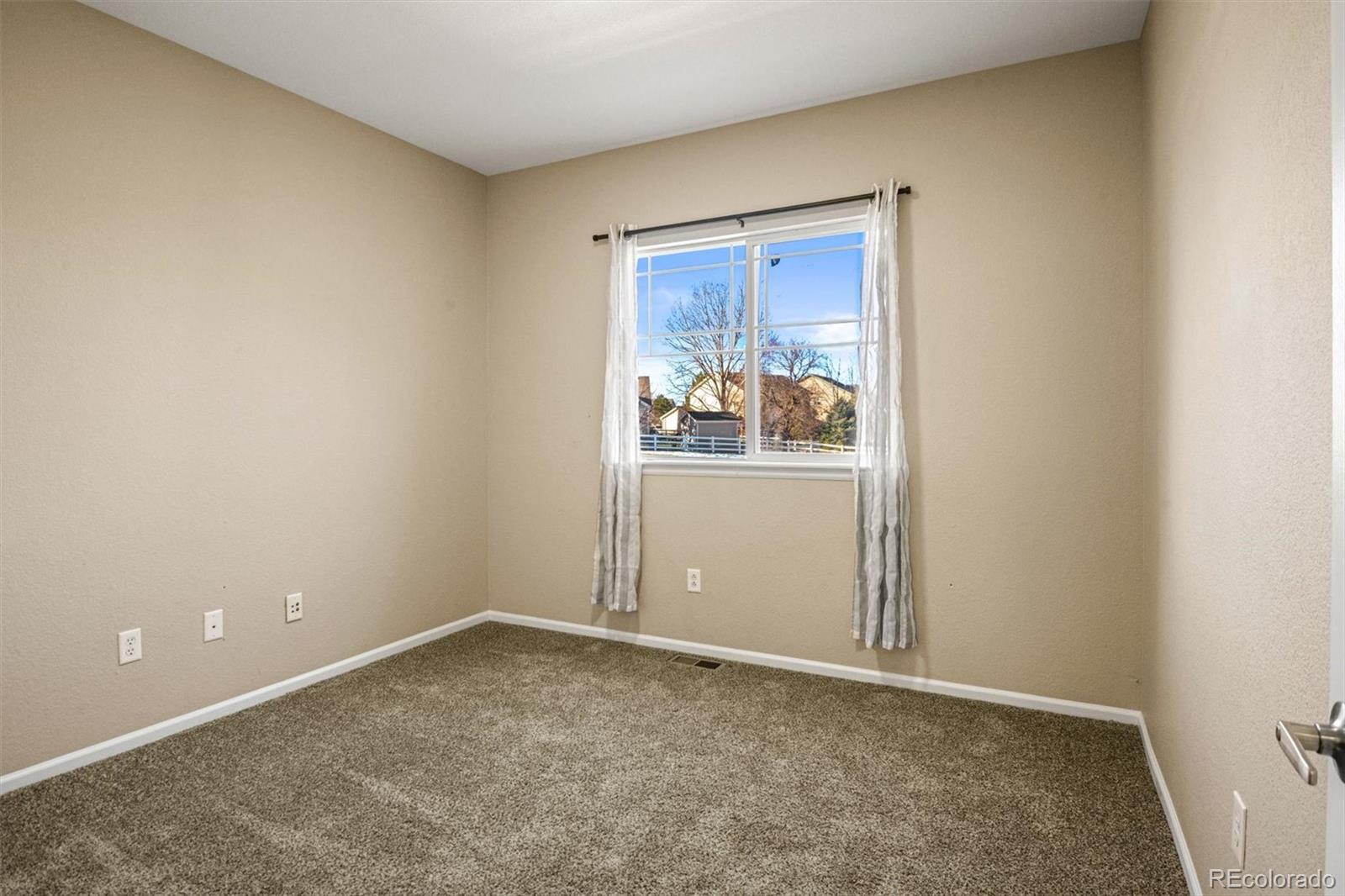 MLS Image #13 for 24676 e florida avenue,aurora, Colorado