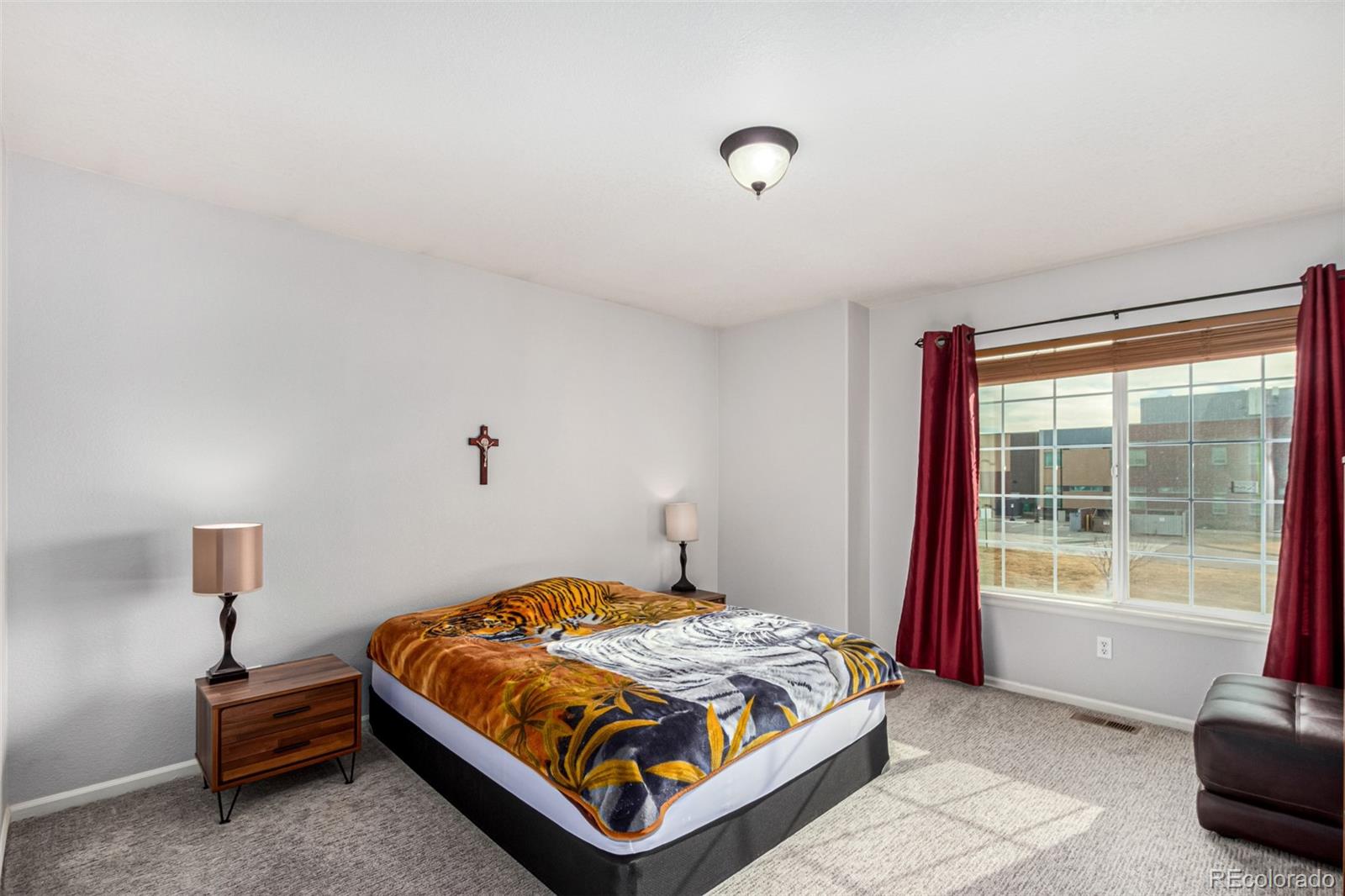 MLS Image #12 for 19415  robins drive,denver, Colorado