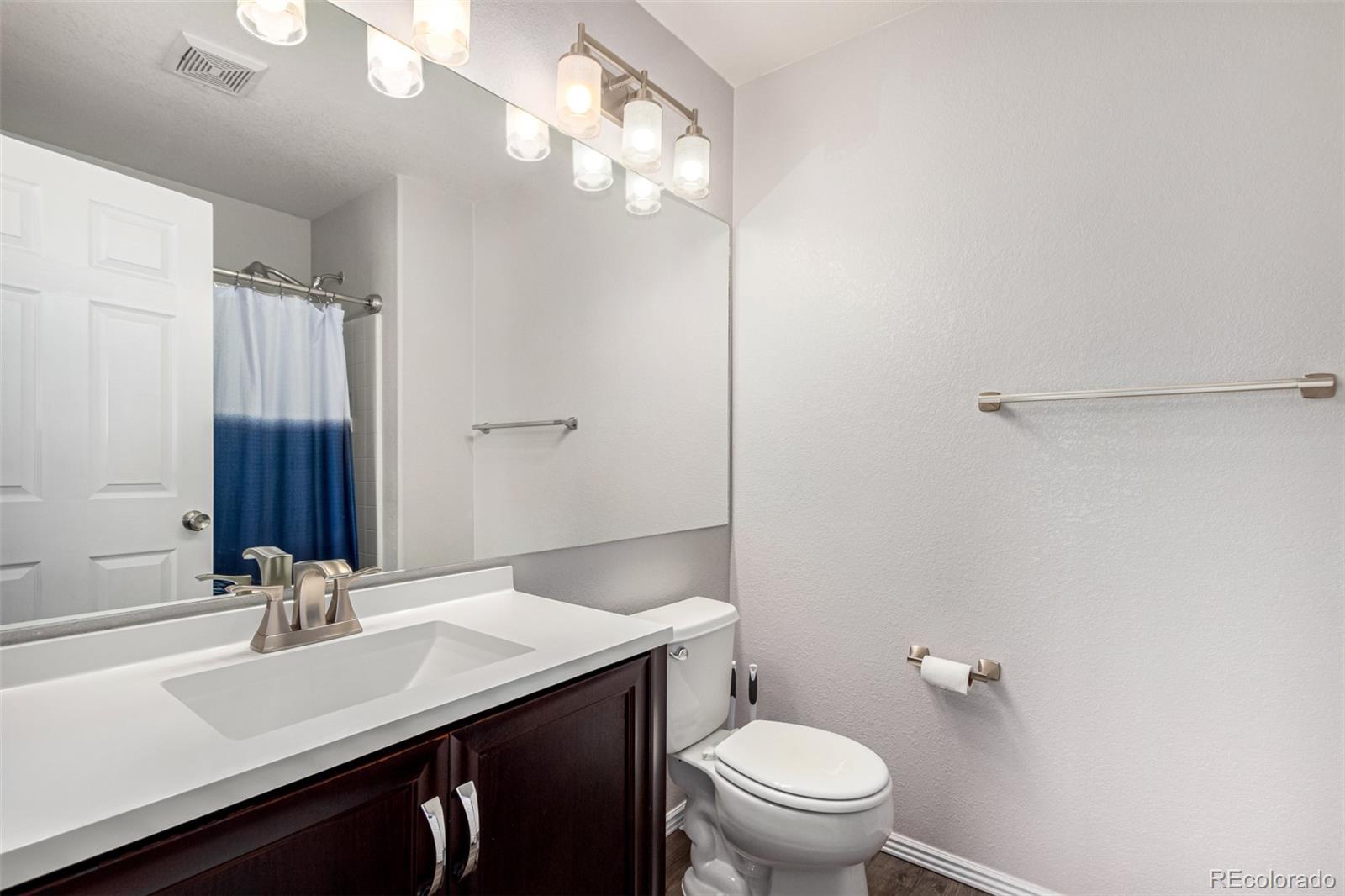 MLS Image #15 for 19415  robins drive,denver, Colorado