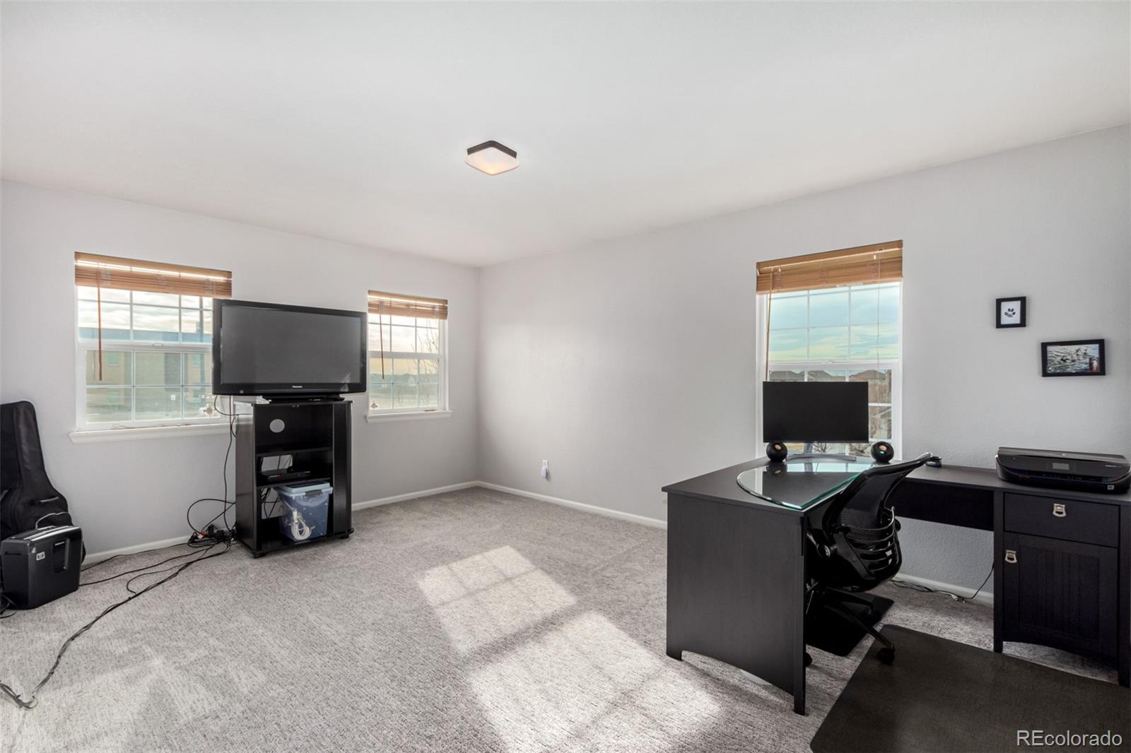 MLS Image #23 for 19415  robins drive,denver, Colorado