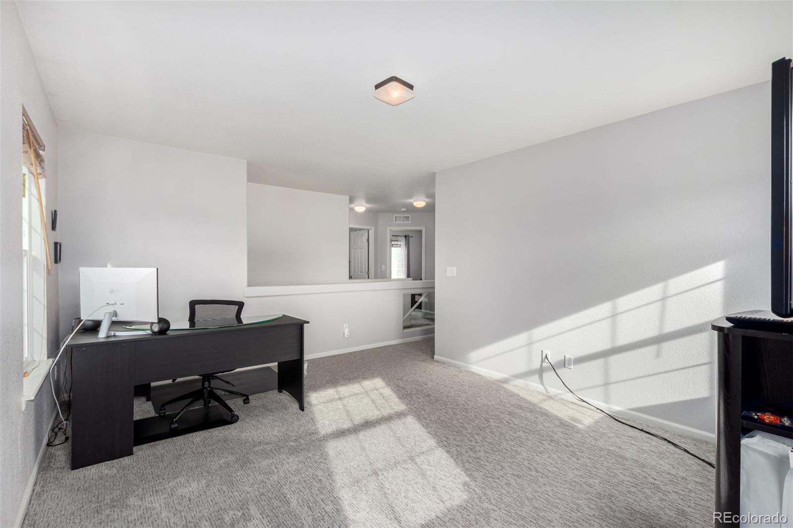 MLS Image #24 for 19415  robins drive,denver, Colorado