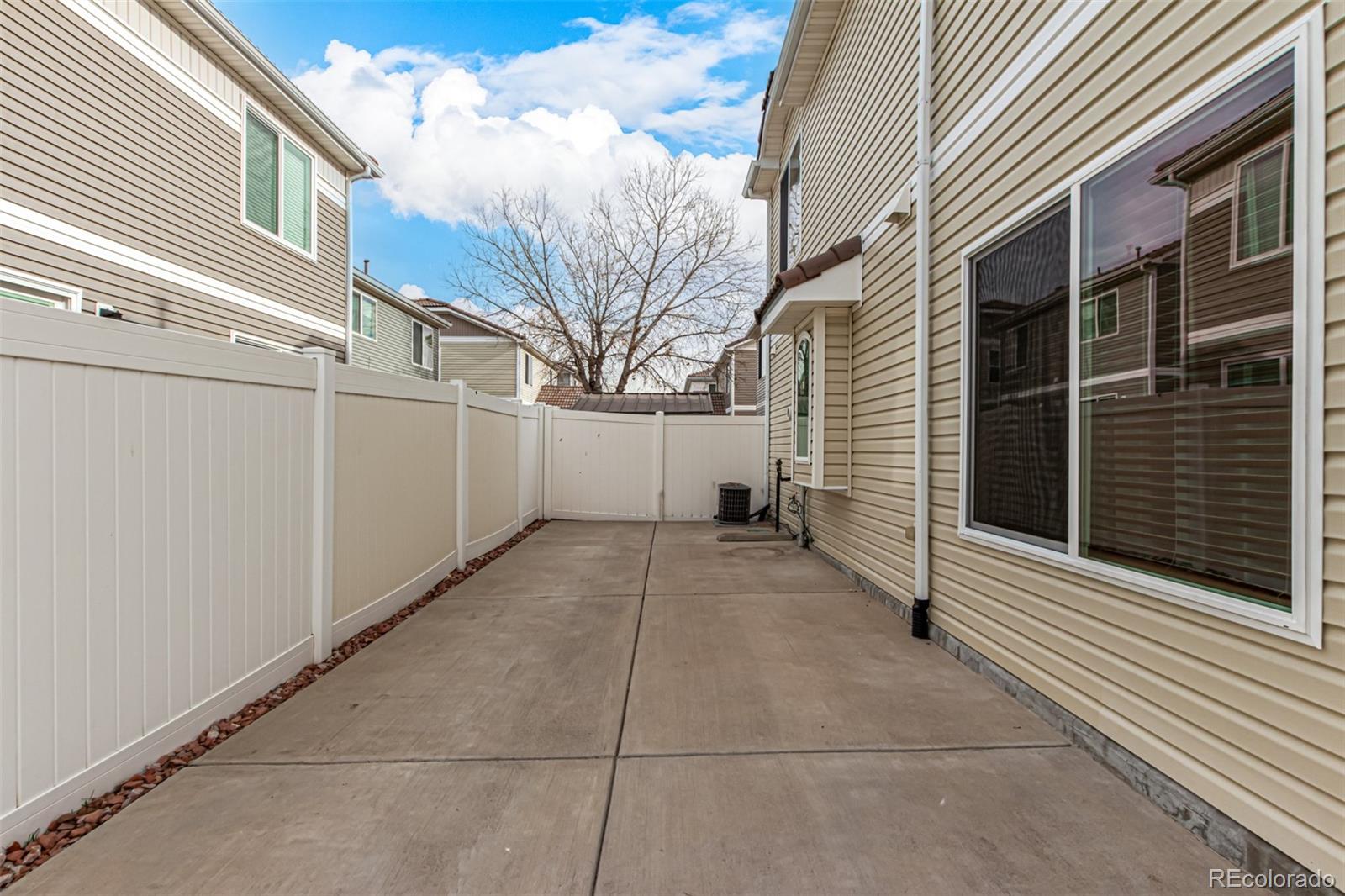 MLS Image #28 for 19415  robins drive,denver, Colorado