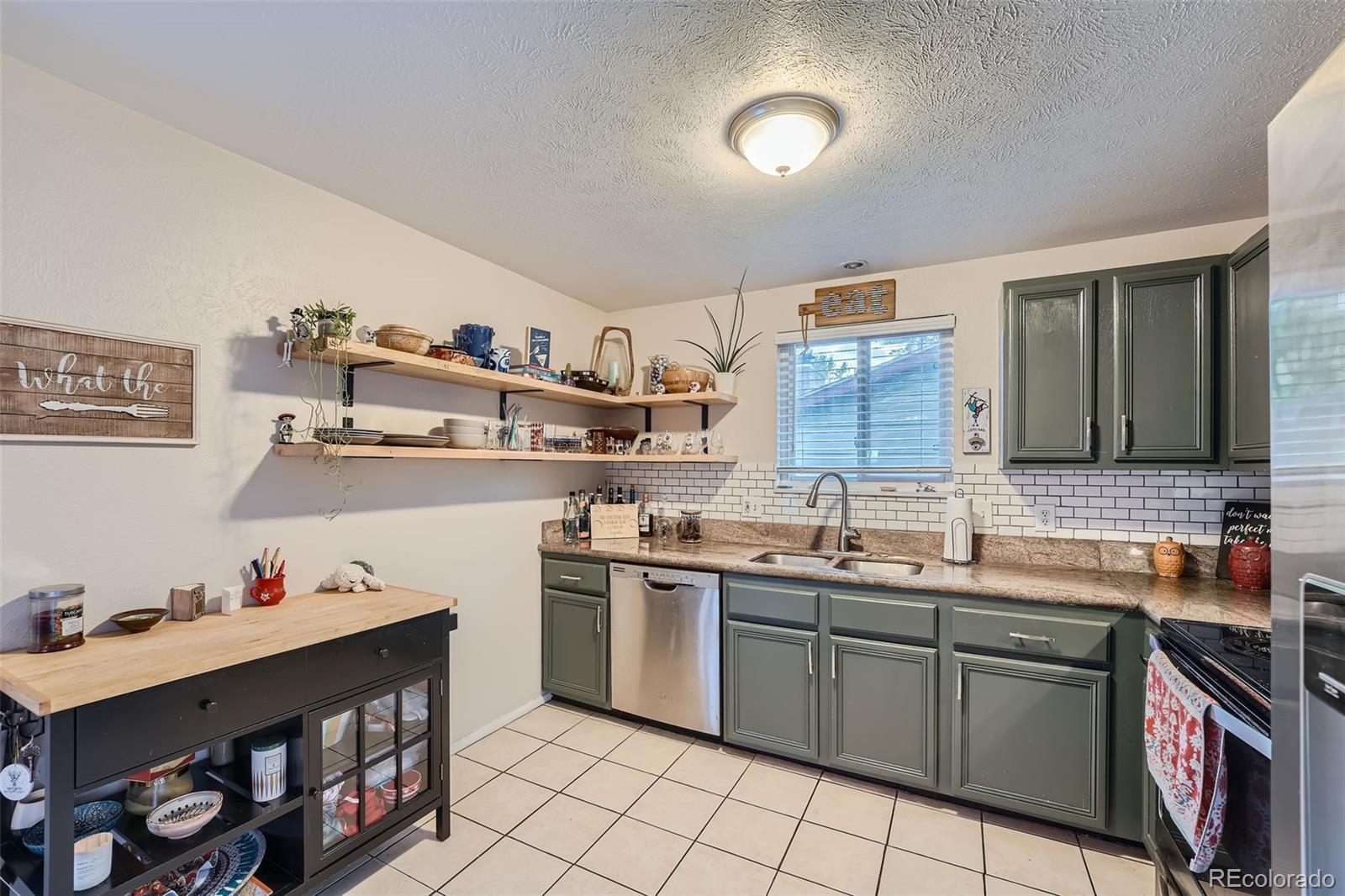 MLS Image #8 for 7814  club crest drive,arvada, Colorado