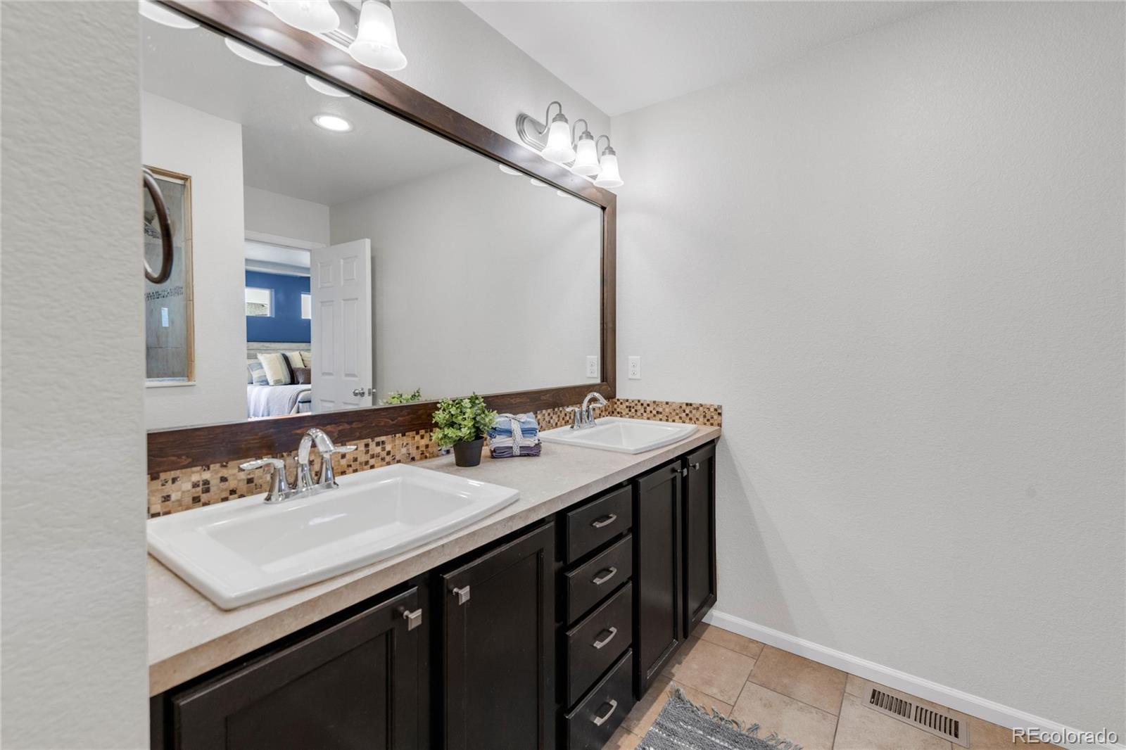 MLS Image #29 for 4953  cathay court,denver, Colorado