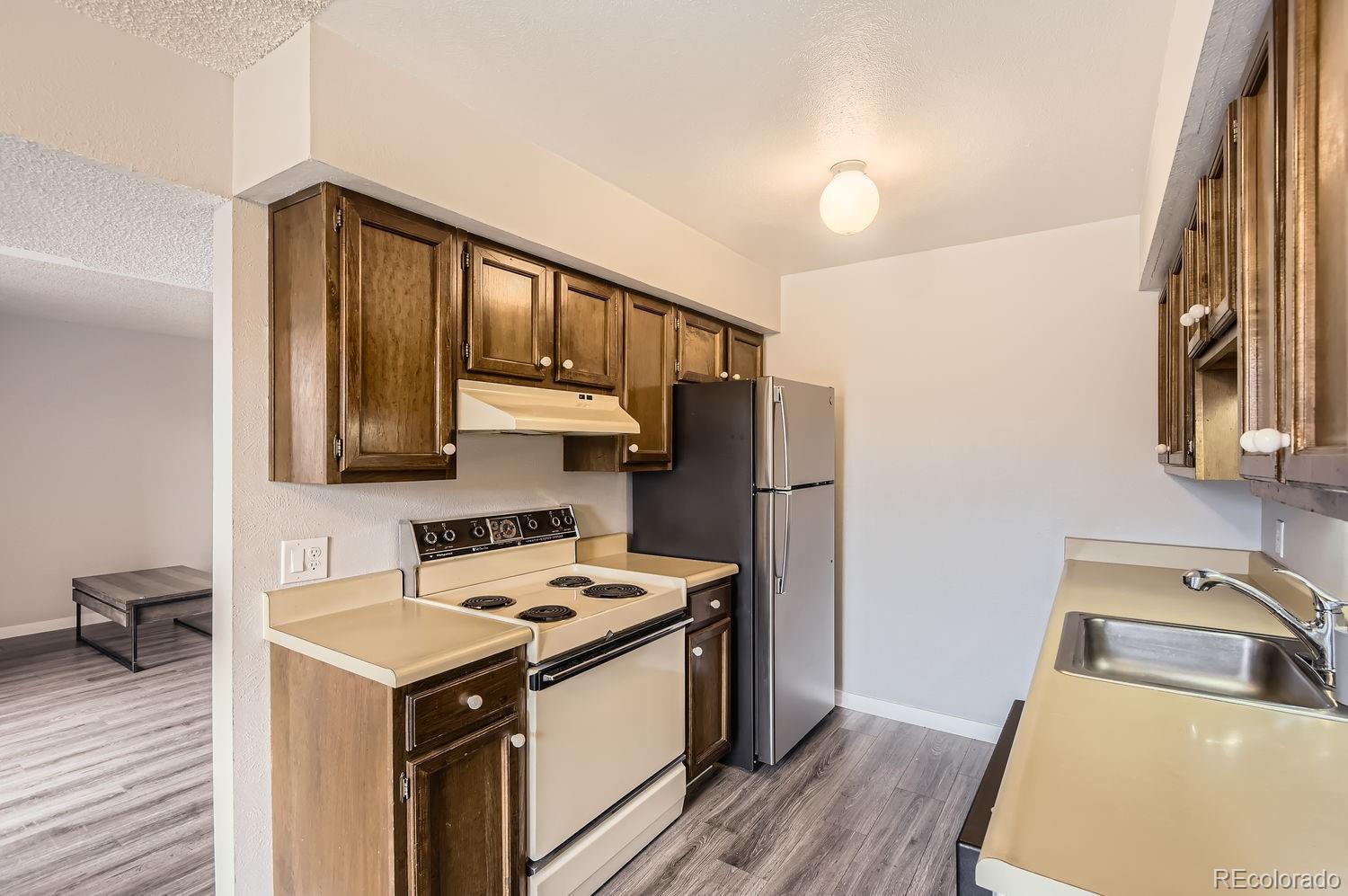 MLS Image #3 for 7395 e eastman avenue,denver, Colorado