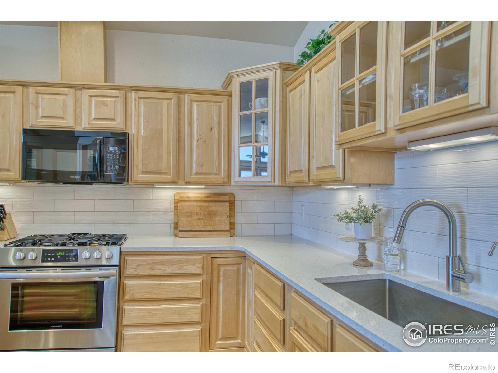 MLS Image #7 for 49055  county road 17 ,wellington, Colorado