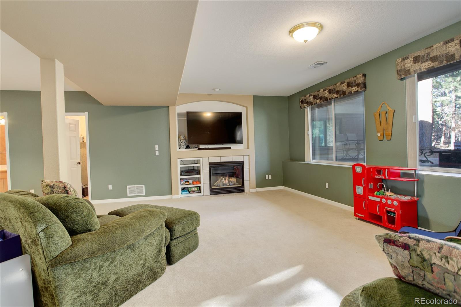 MLS Image #29 for 1065  independence drive,larkspur, Colorado