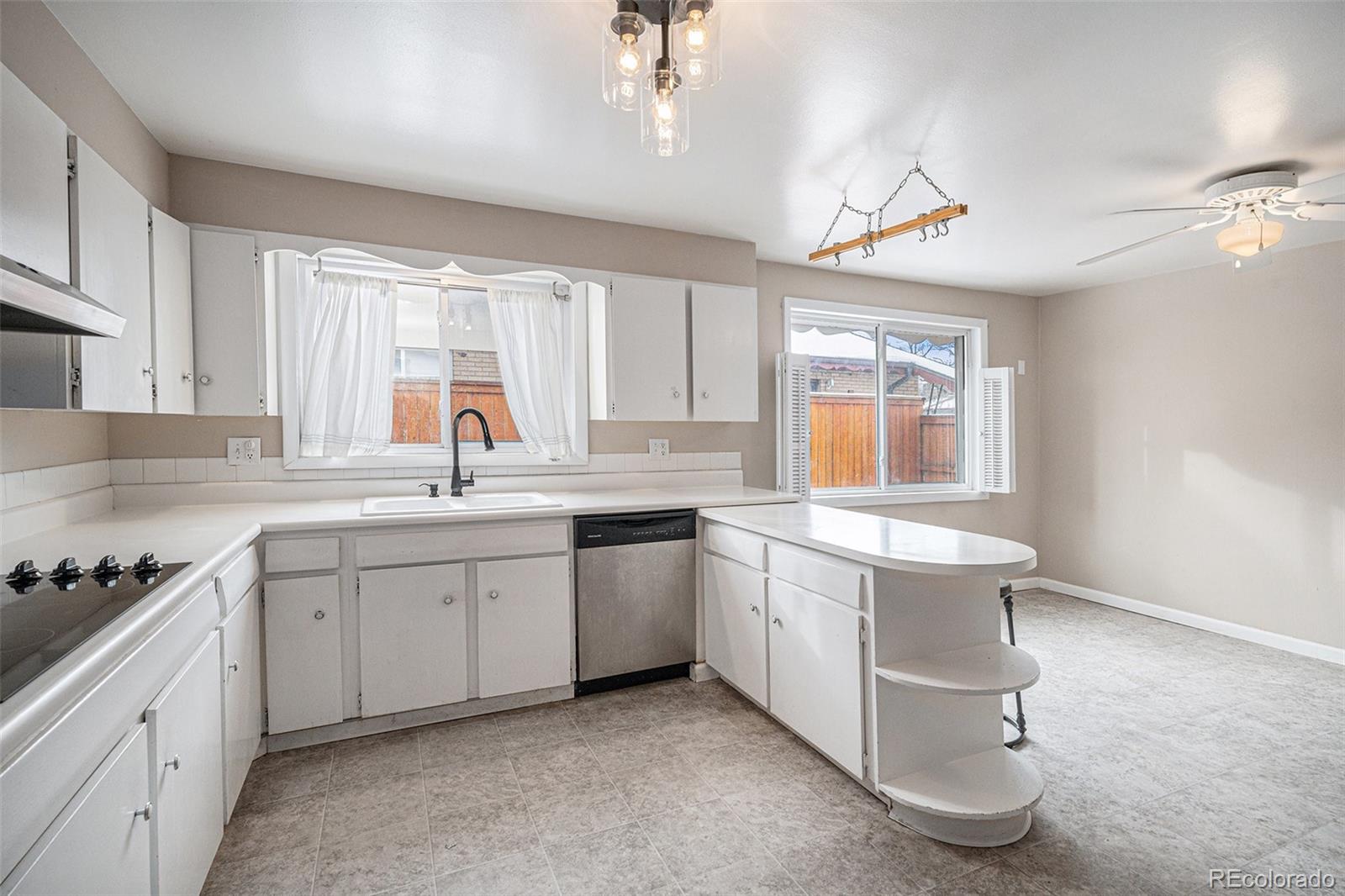 MLS Image #17 for 460  iola street,aurora, Colorado