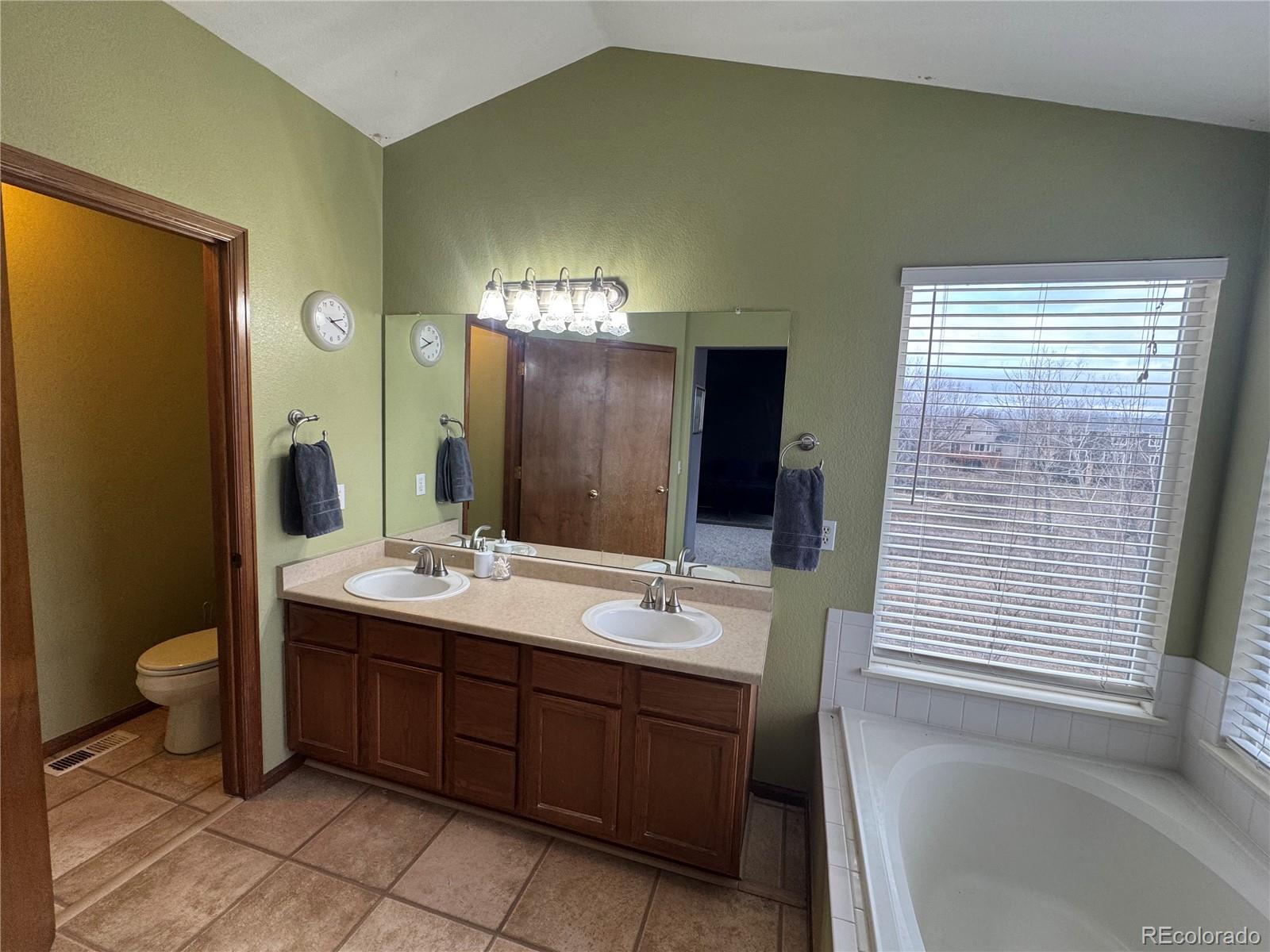 MLS Image #15 for 1517  stanley drive,erie, Colorado