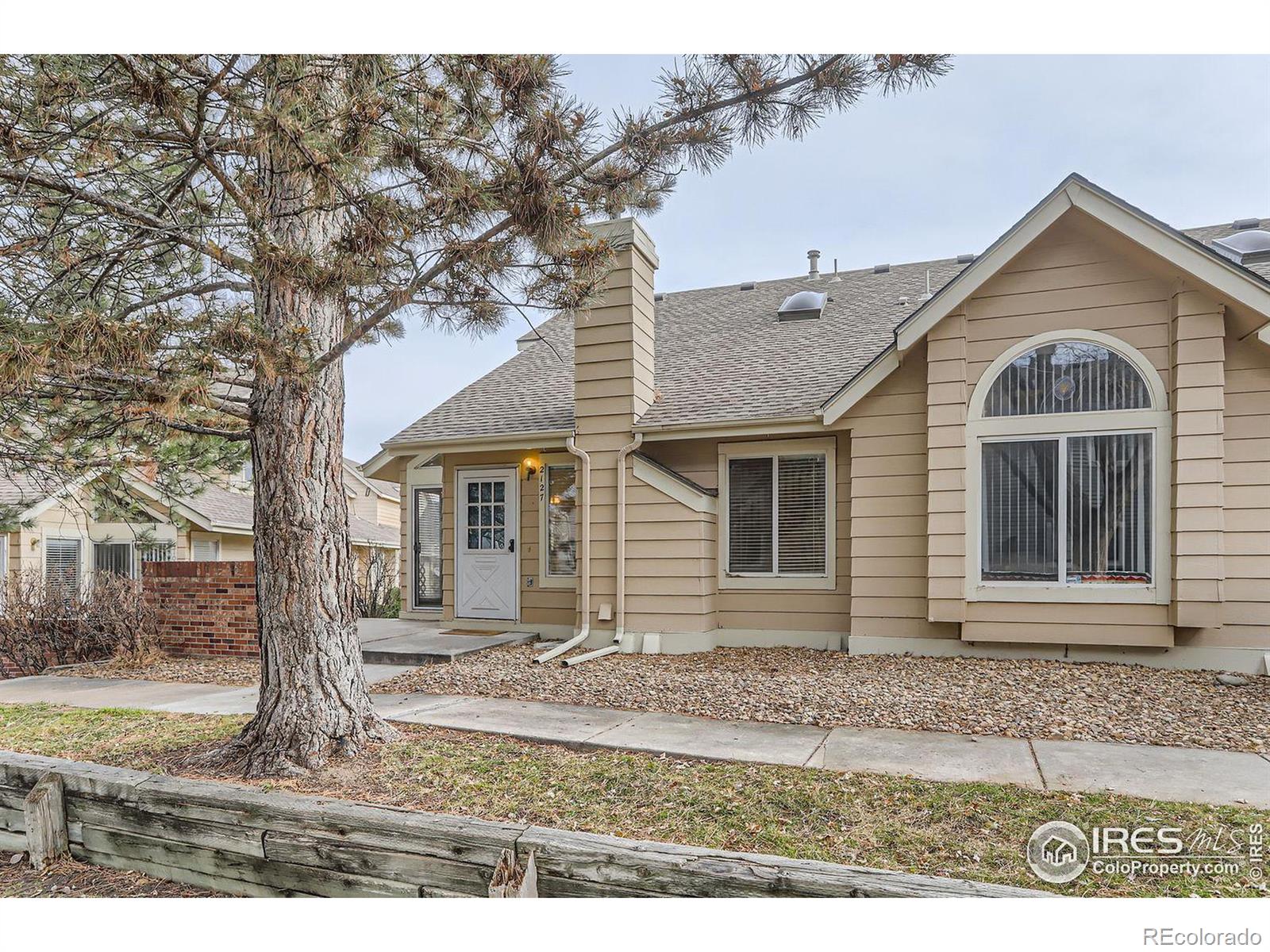 MLS Image #0 for 2127 s scranton way,aurora, Colorado