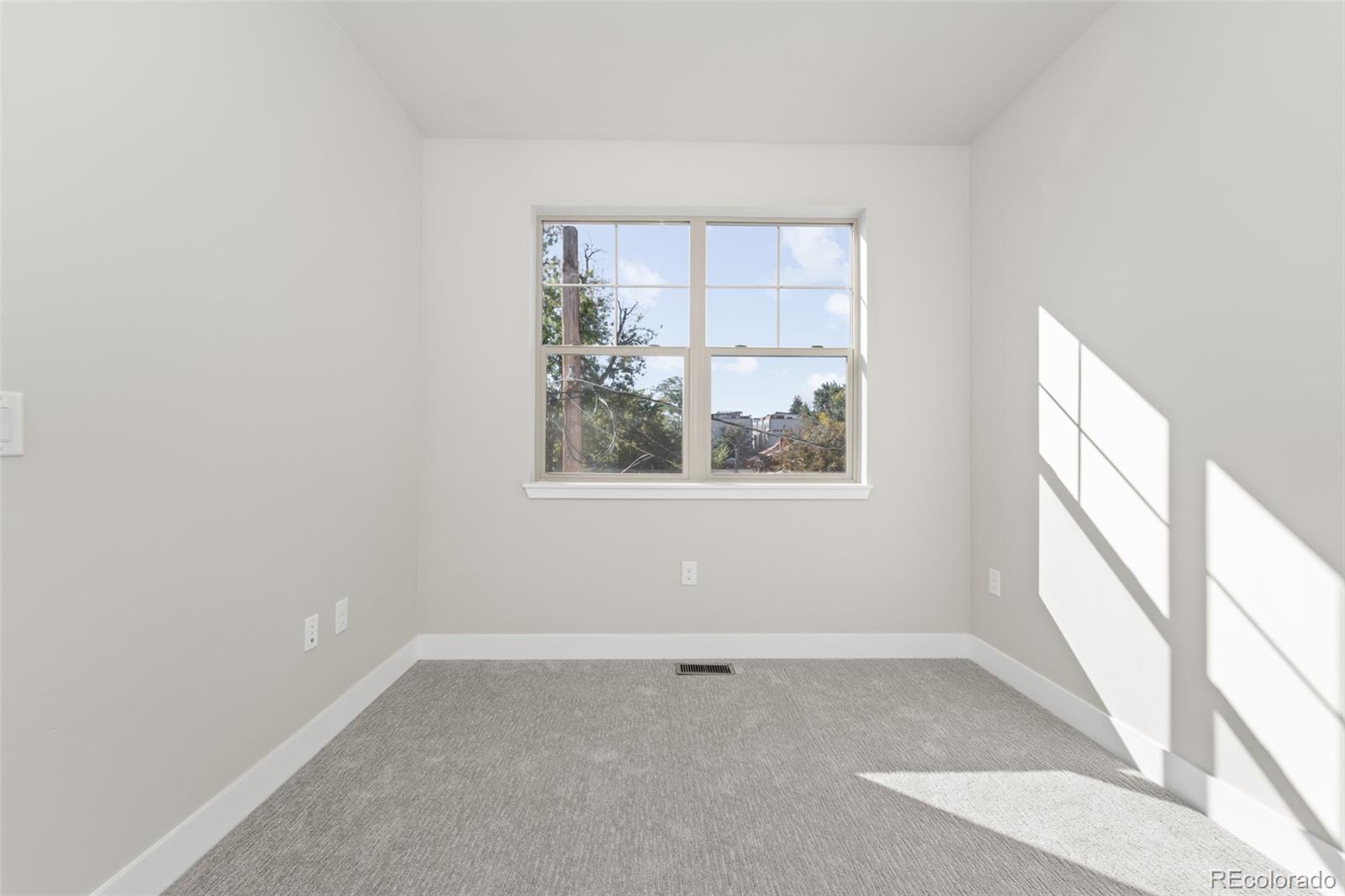 MLS Image #16 for 2828 n federal boulevard,denver, Colorado