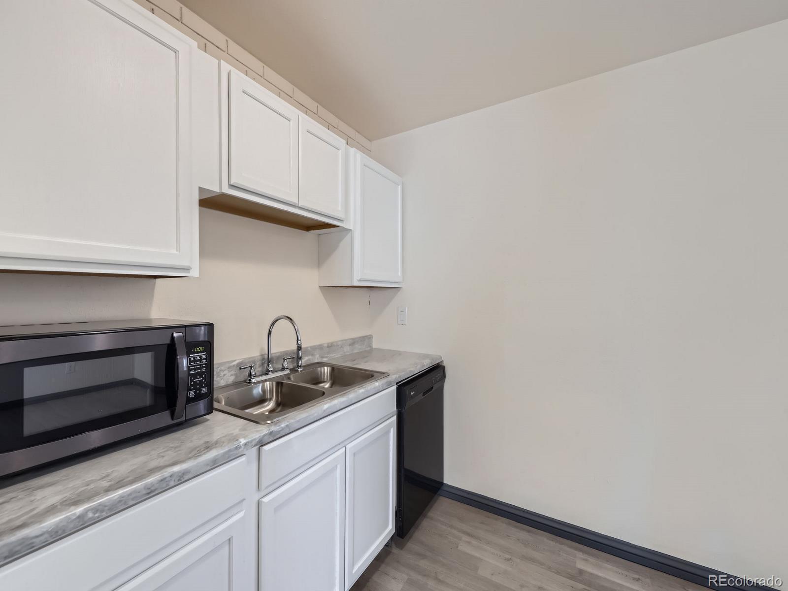 MLS Image #9 for 1687 e 83rd avenue,denver, Colorado