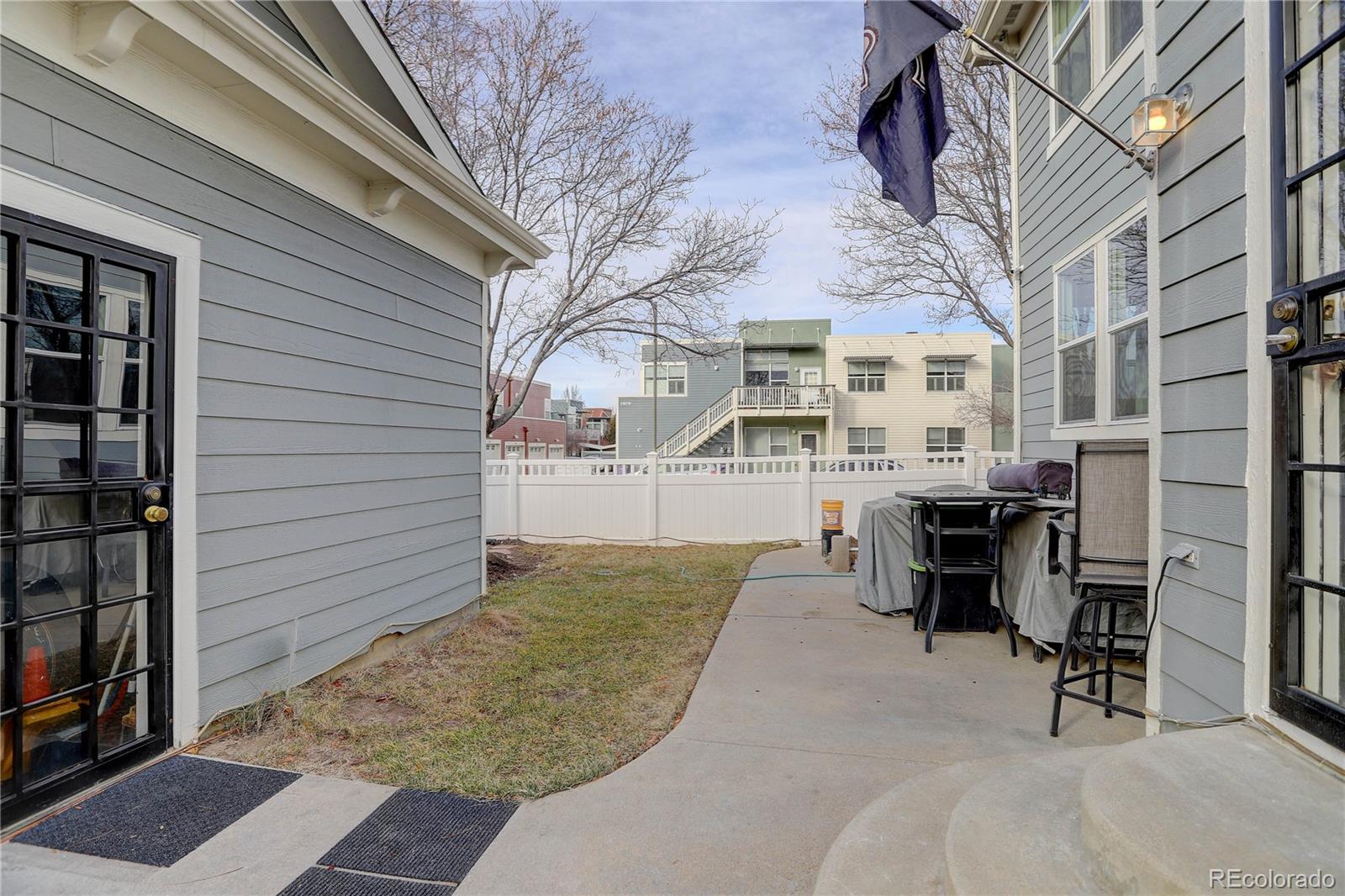 MLS Image #21 for 2799  syracuse court,denver, Colorado