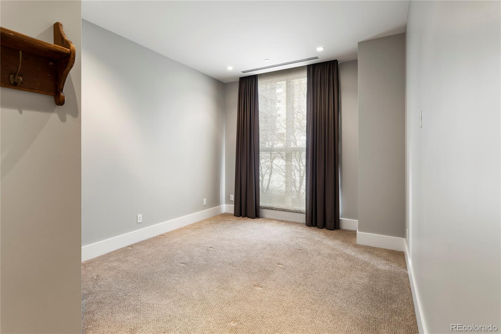 MLS Image #27 for 2800 e 2nd avenue,denver, Colorado