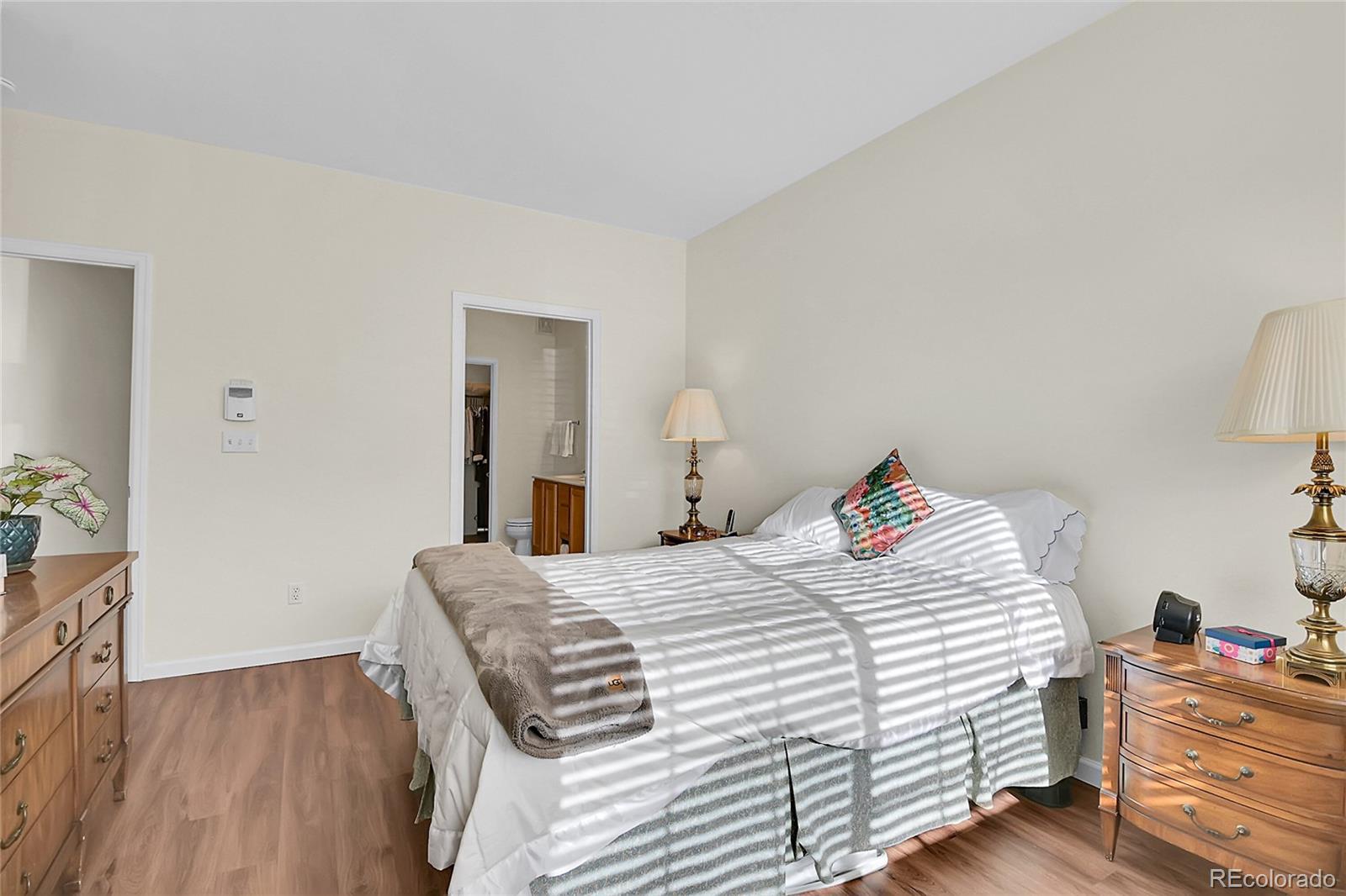 MLS Image #12 for 1113 s alton street,denver, Colorado