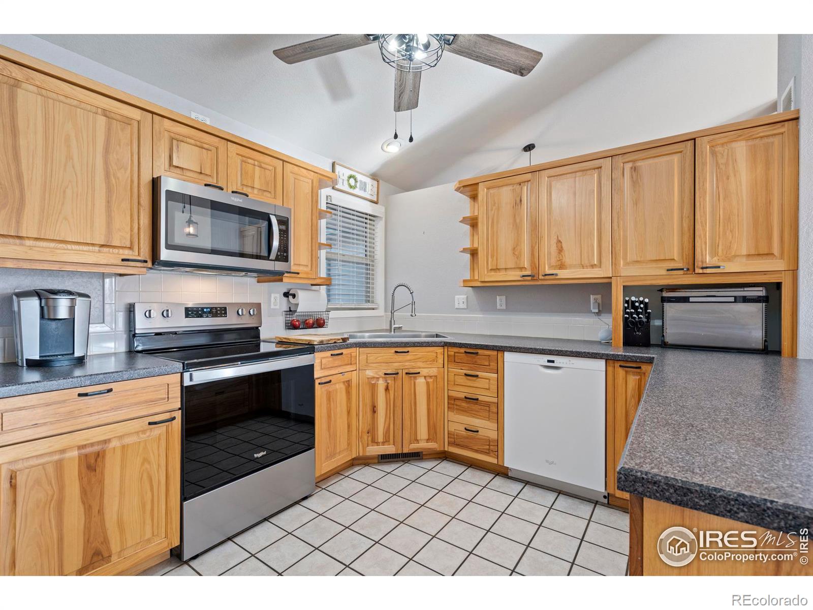 MLS Image #11 for 2438  mary beth court,loveland, Colorado