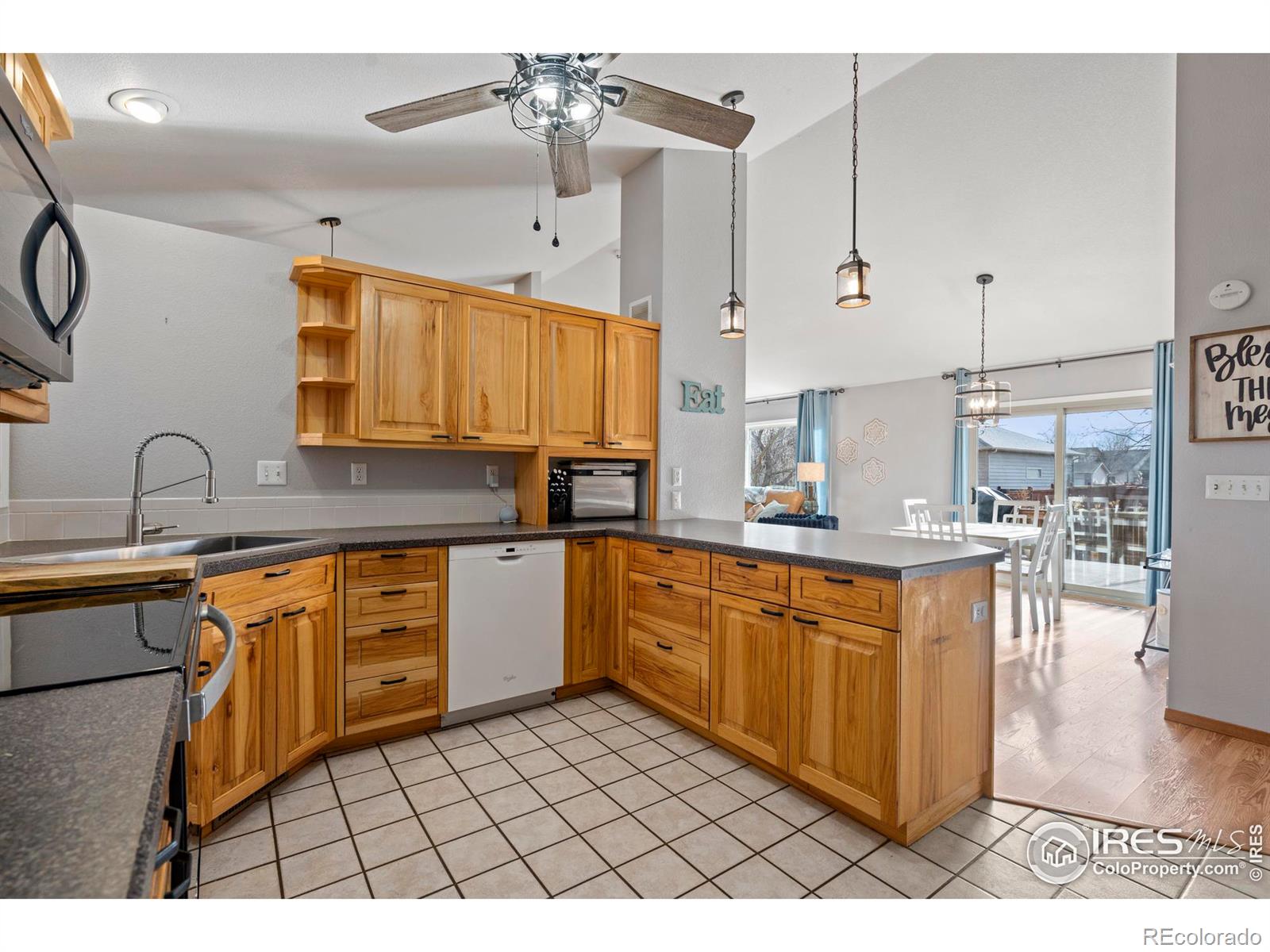 MLS Image #12 for 2438  mary beth court,loveland, Colorado