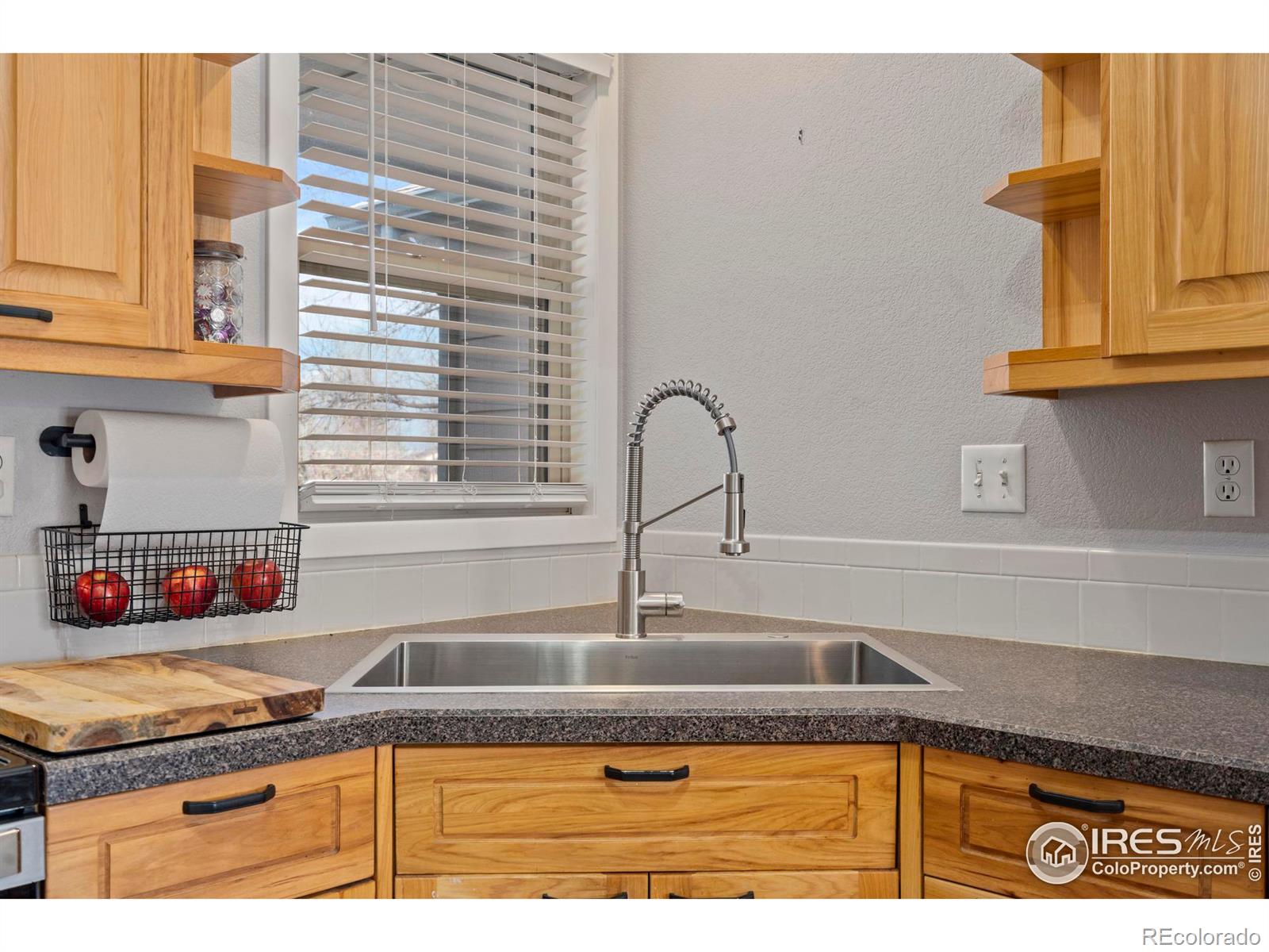 MLS Image #13 for 2438  mary beth court,loveland, Colorado