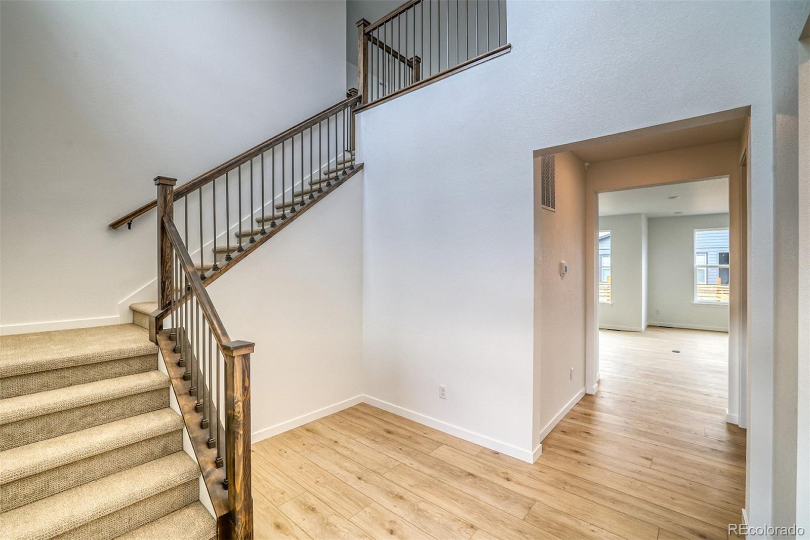 MLS Image #7 for 23708 e 42nd avenue,aurora, Colorado