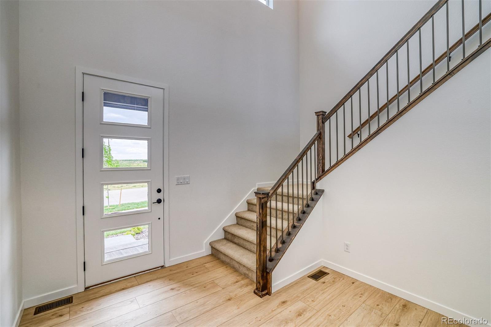 MLS Image #8 for 23708 e 42nd avenue,aurora, Colorado