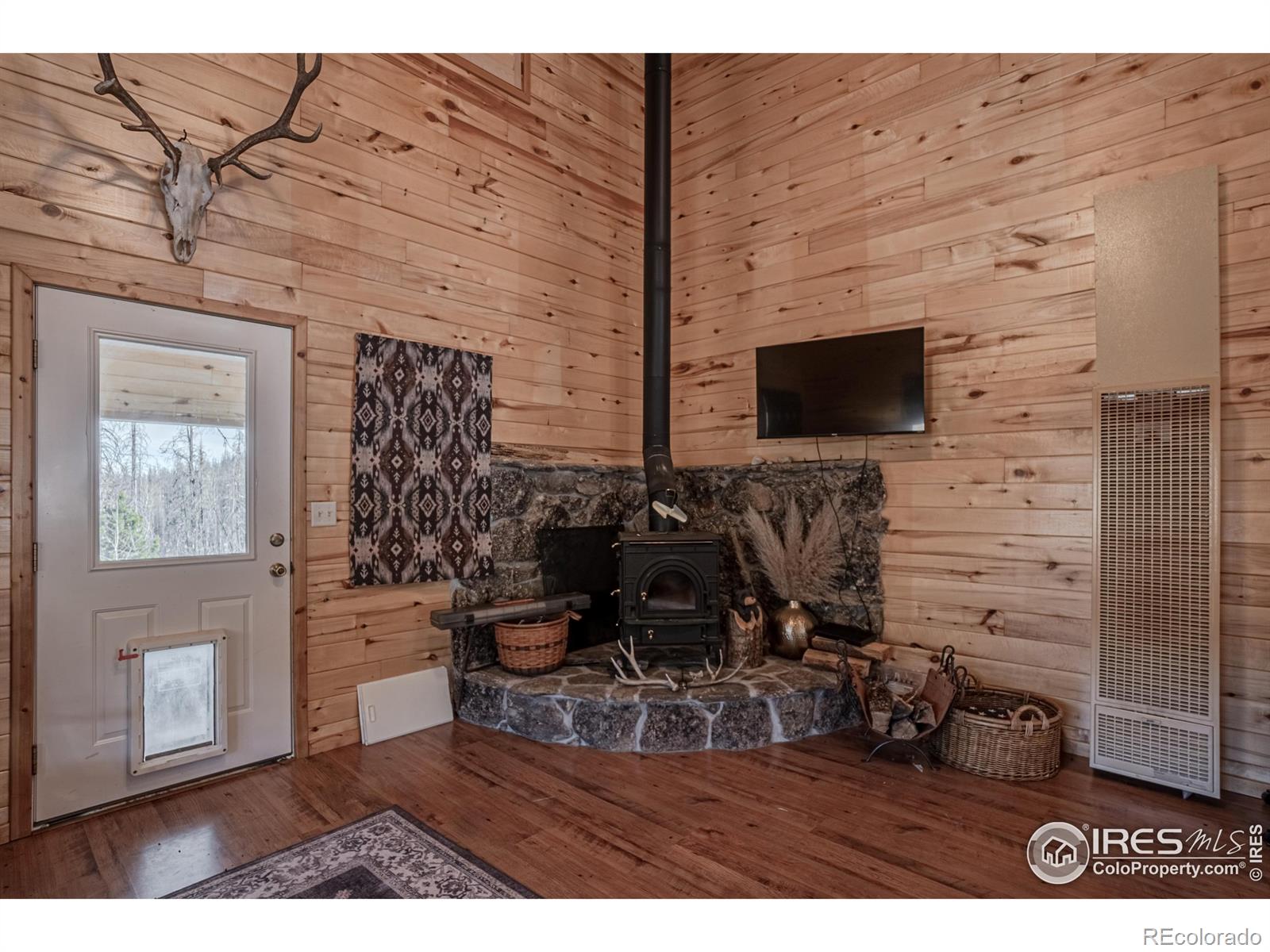 MLS Image #8 for 1055  granite road,bellvue, Colorado