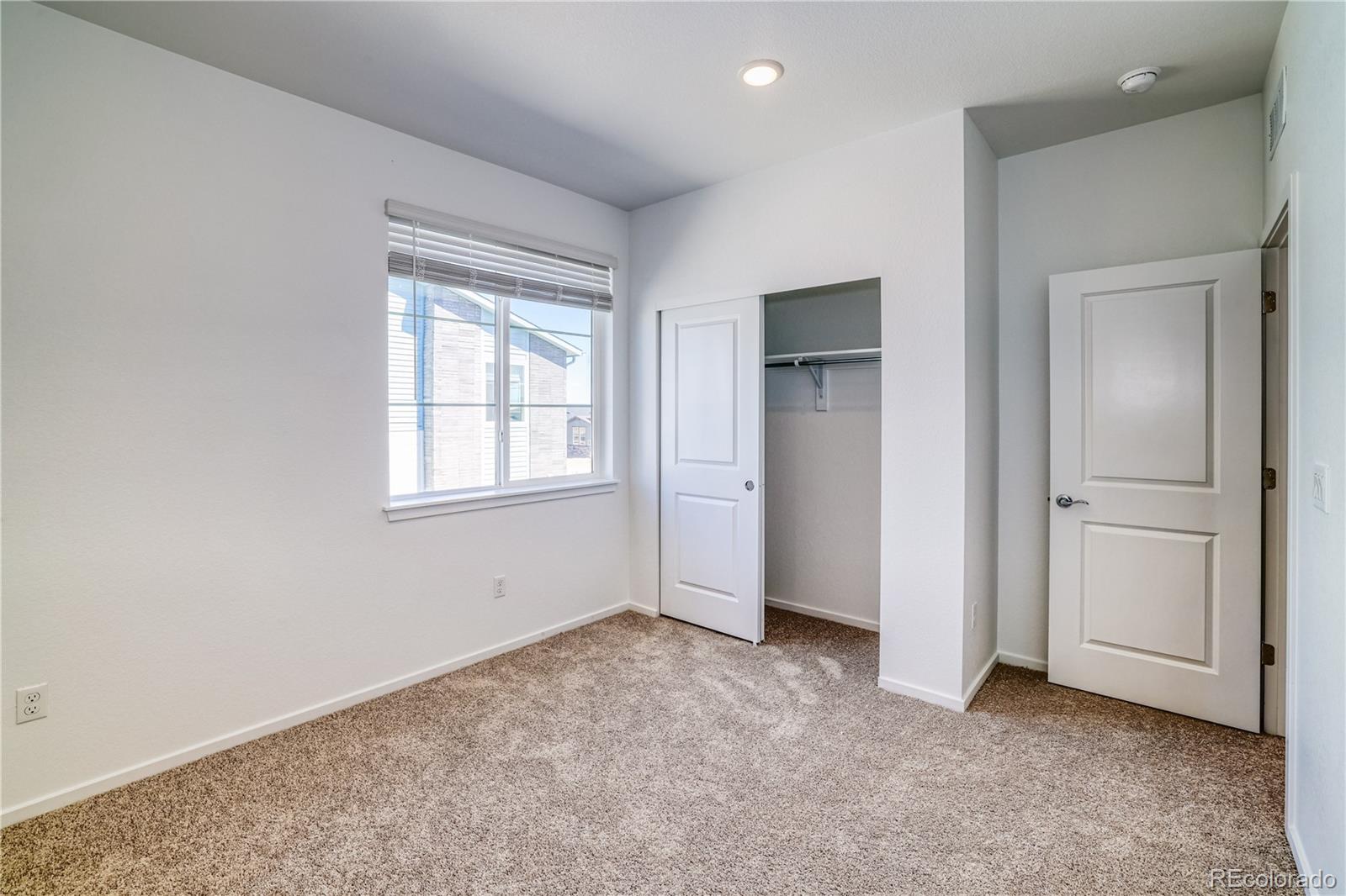 MLS Image #12 for 23881 e 40th avenue,aurora, Colorado