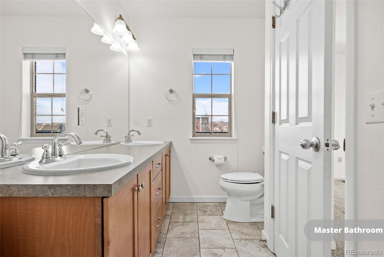 MLS Image #24 for 2946  central park boulevard,denver, Colorado