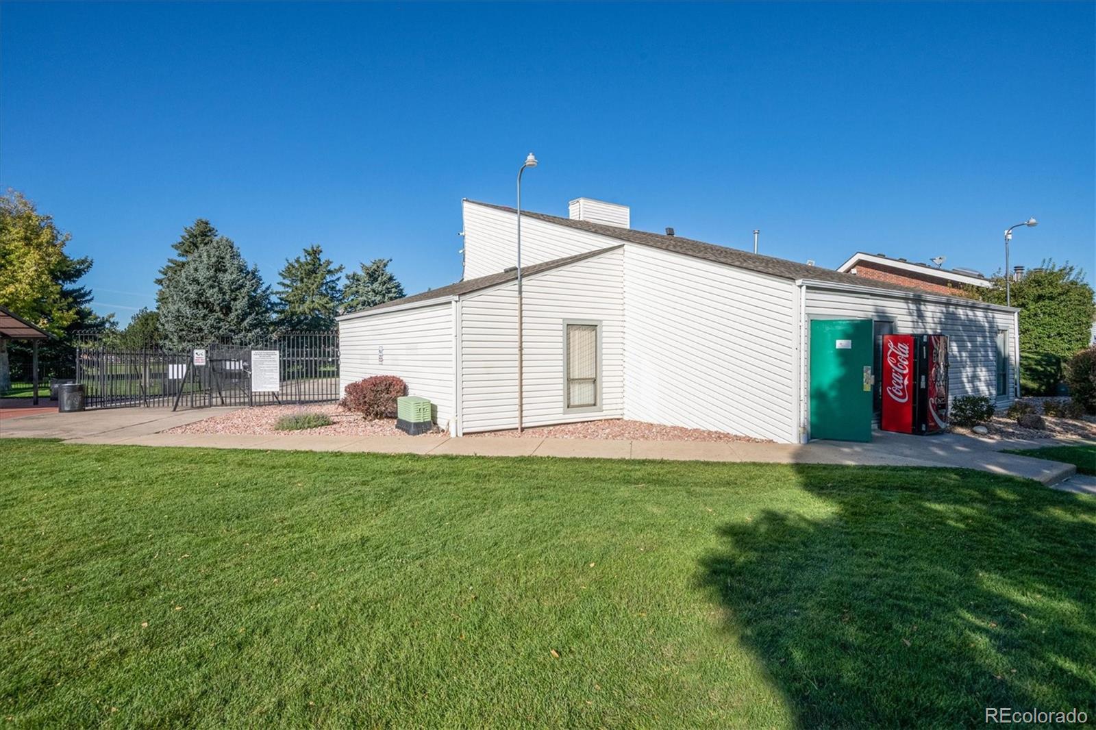 MLS Image #19 for 10150 e virginia avenue 19-303,denver, Colorado