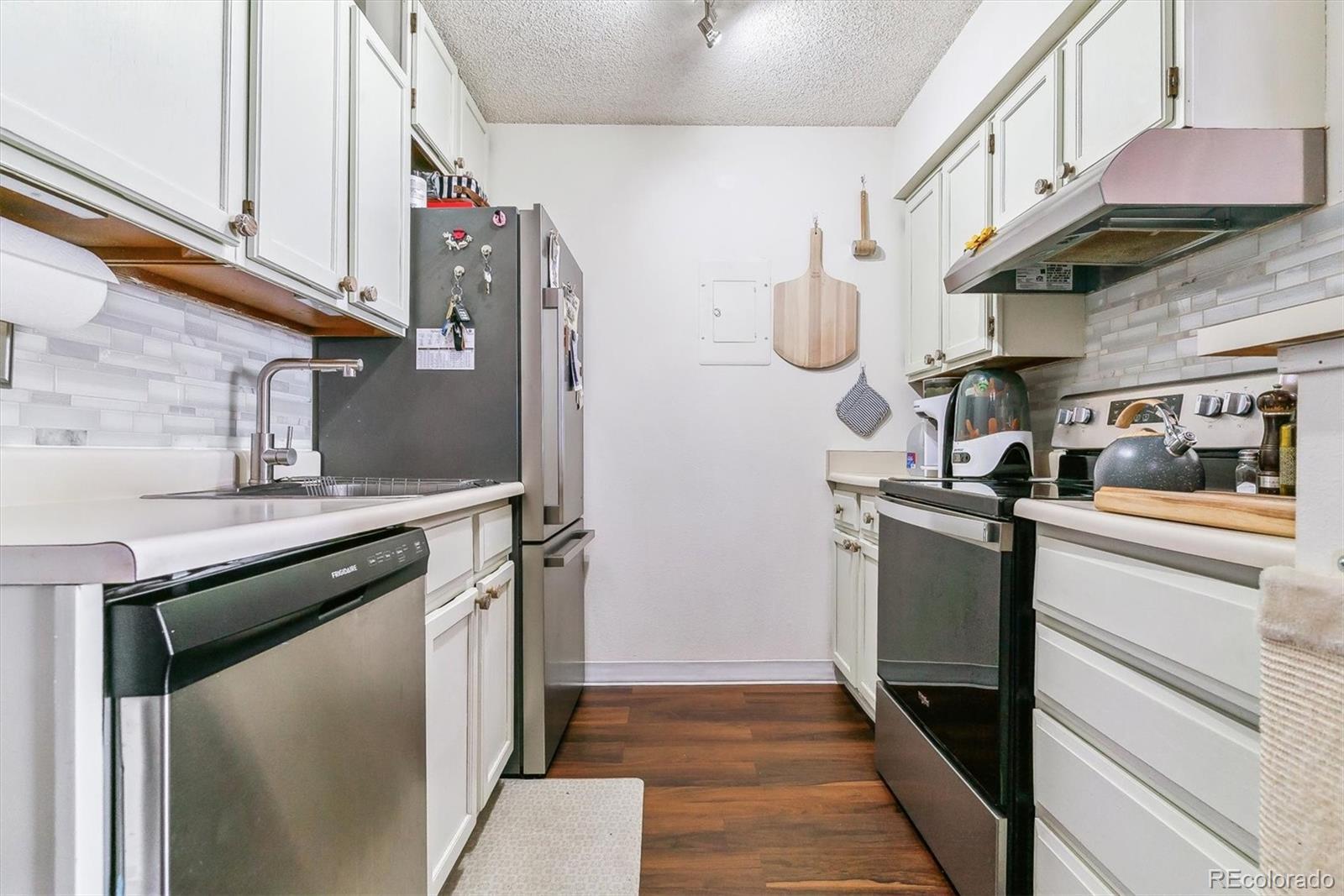 MLS Image #2 for 10150 e virginia avenue 19-303,denver, Colorado