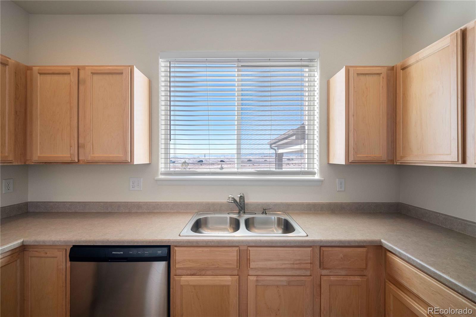 MLS Image #12 for 1781  long shadow drive,windsor, Colorado