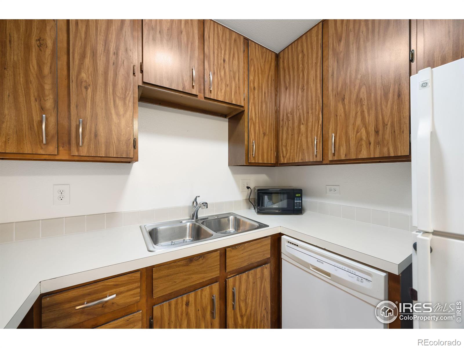 MLS Image #9 for 1024 e swallow road,fort collins, Colorado