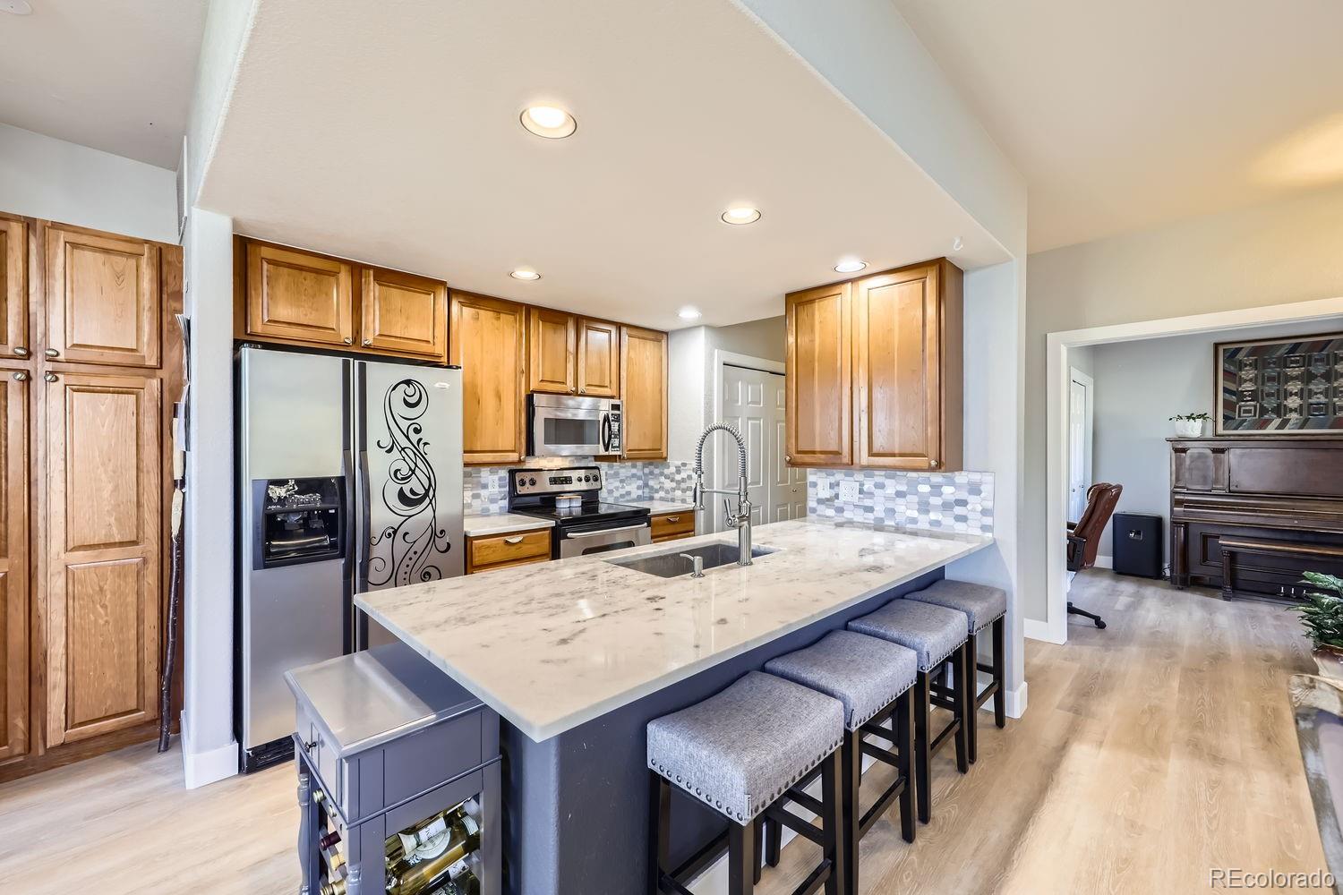 MLS Image #10 for 10750  eliot circle,westminster, Colorado