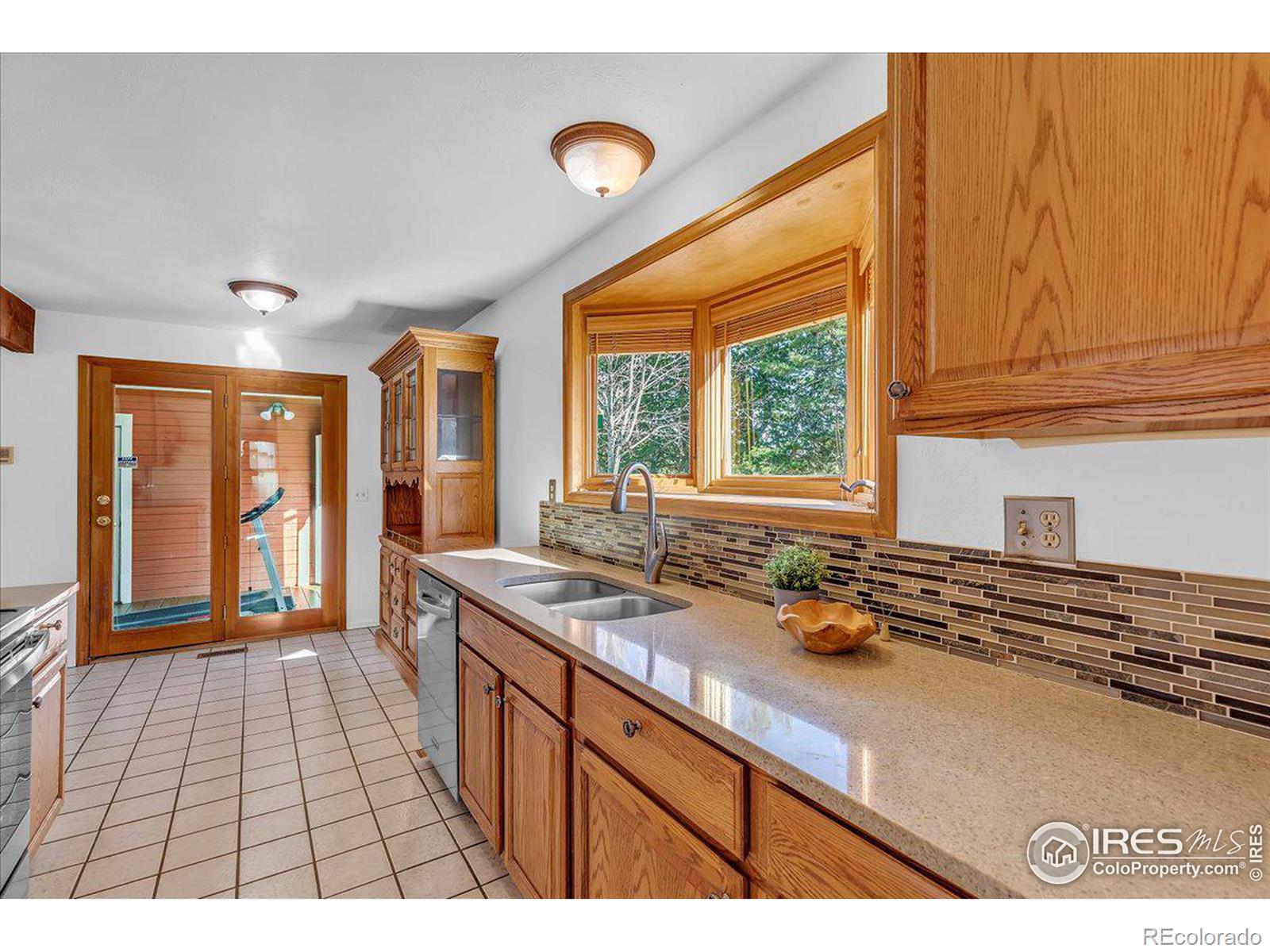 MLS Image #5 for 112 w elm street,louisville, Colorado