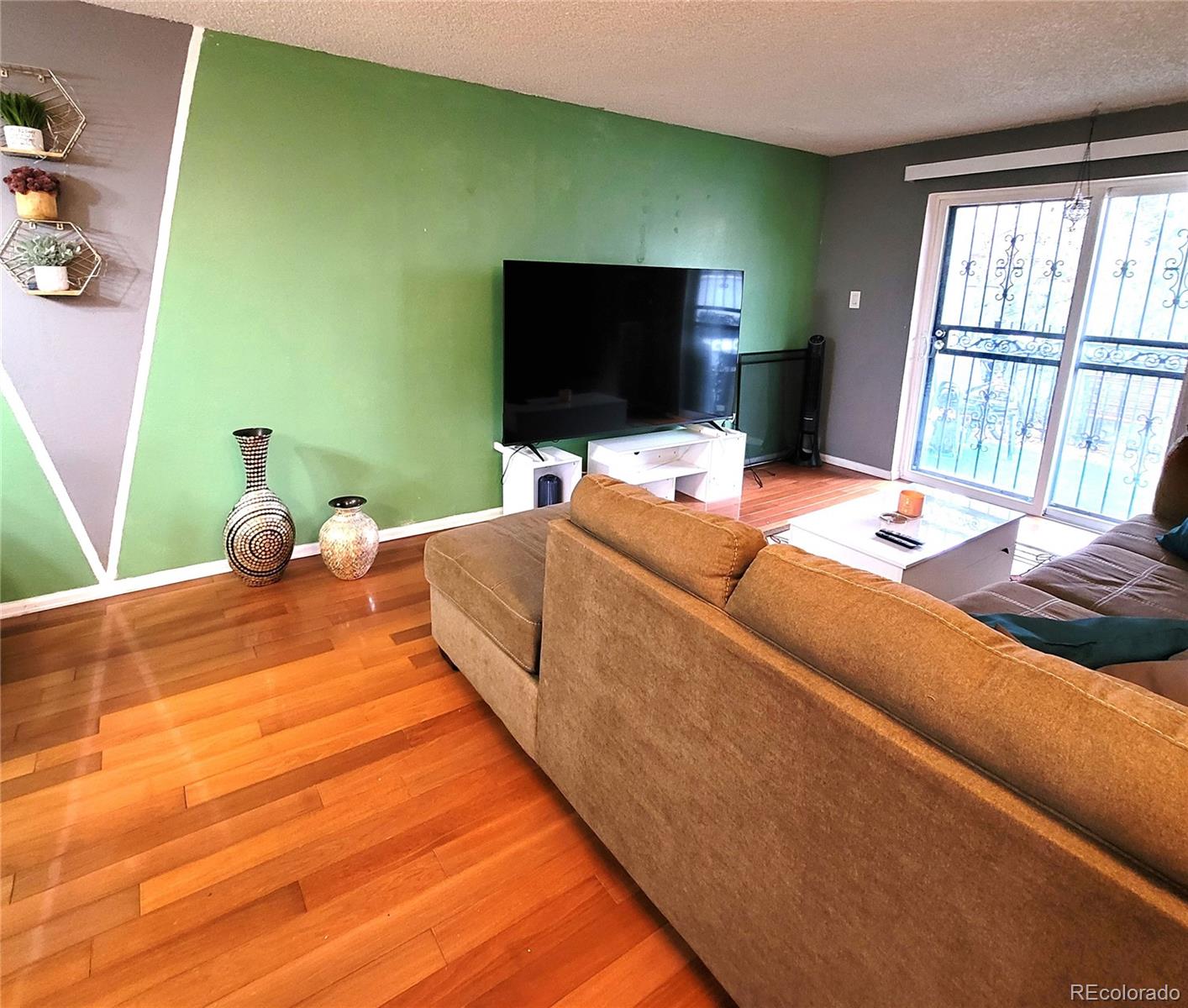 MLS Image #15 for 2375 s linden court 104,denver, Colorado