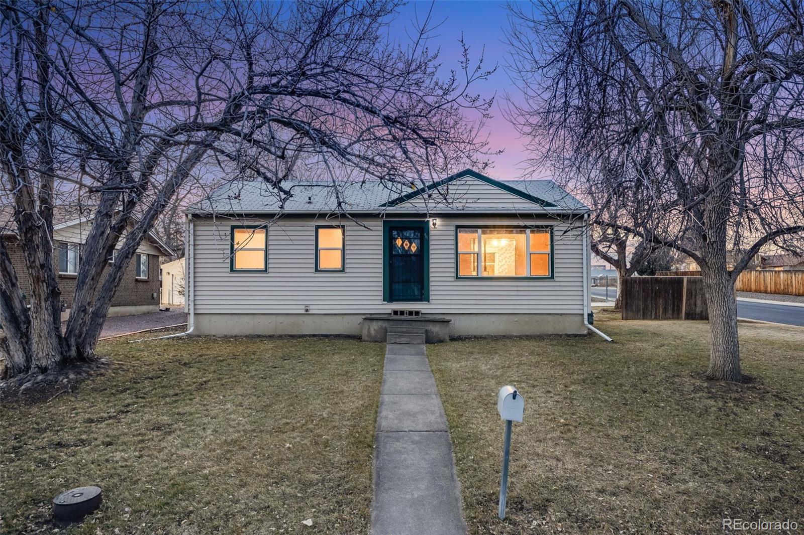 MLS Image #0 for 401 s oak street,lakewood, Colorado