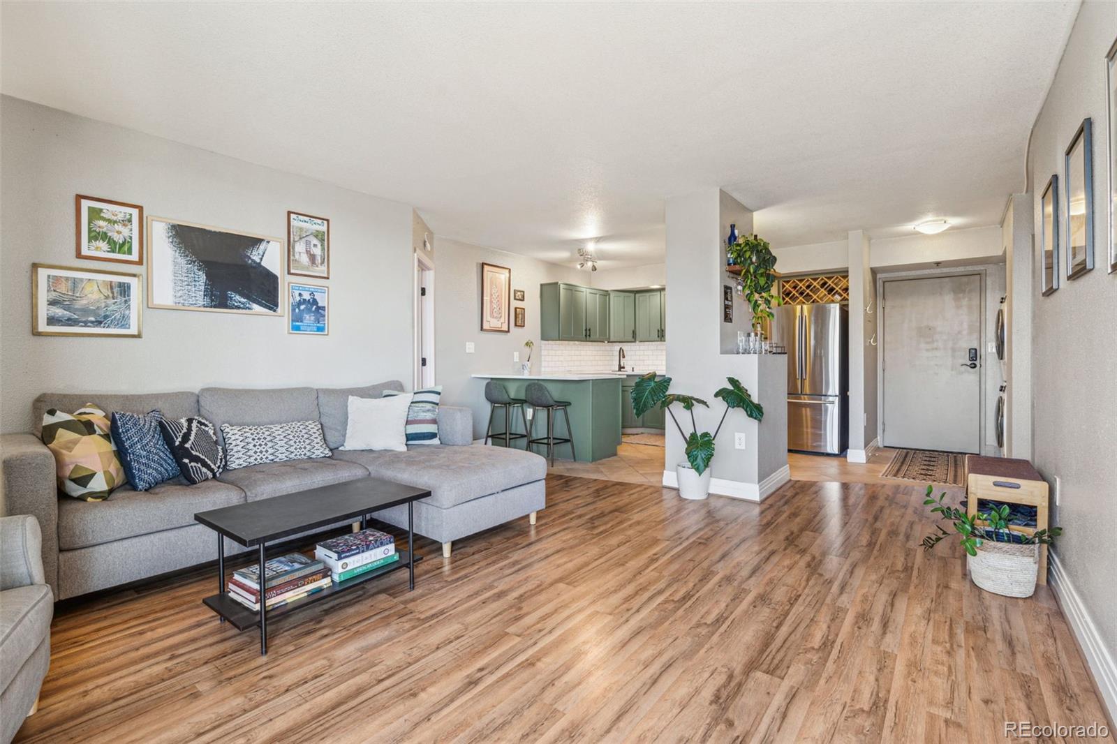 MLS Image #4 for 601 w 11th avenue,denver, Colorado