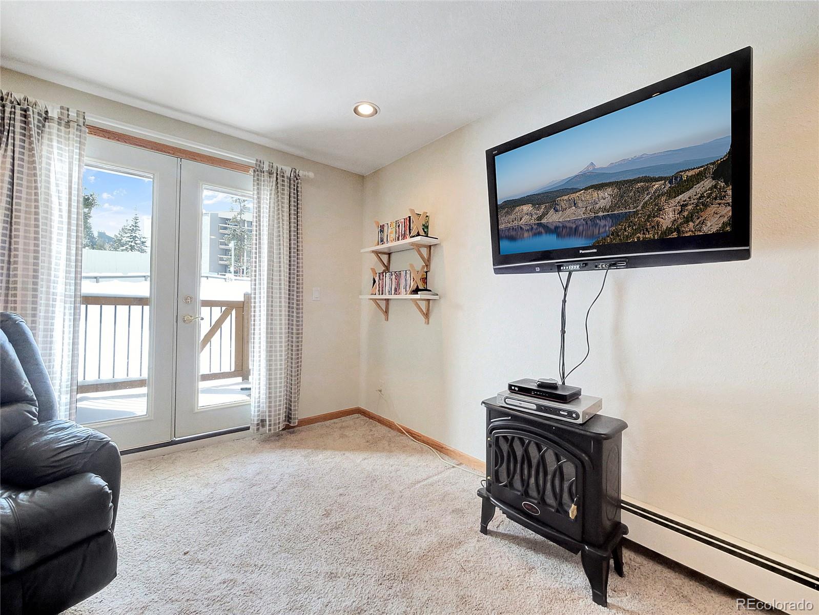 MLS Image #7 for 2300  lodge pole circle,silverthorne, Colorado